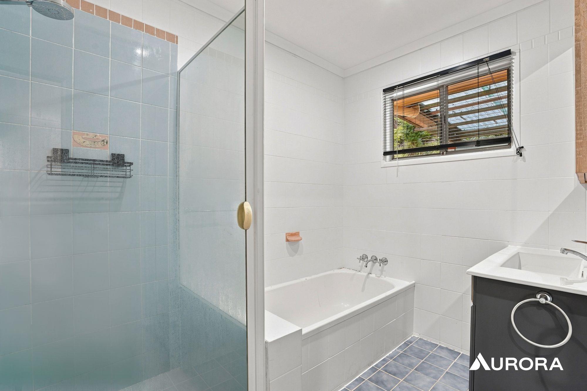 24 Dodwell Street, Holland Park West Leased by Aurora Property - image 6