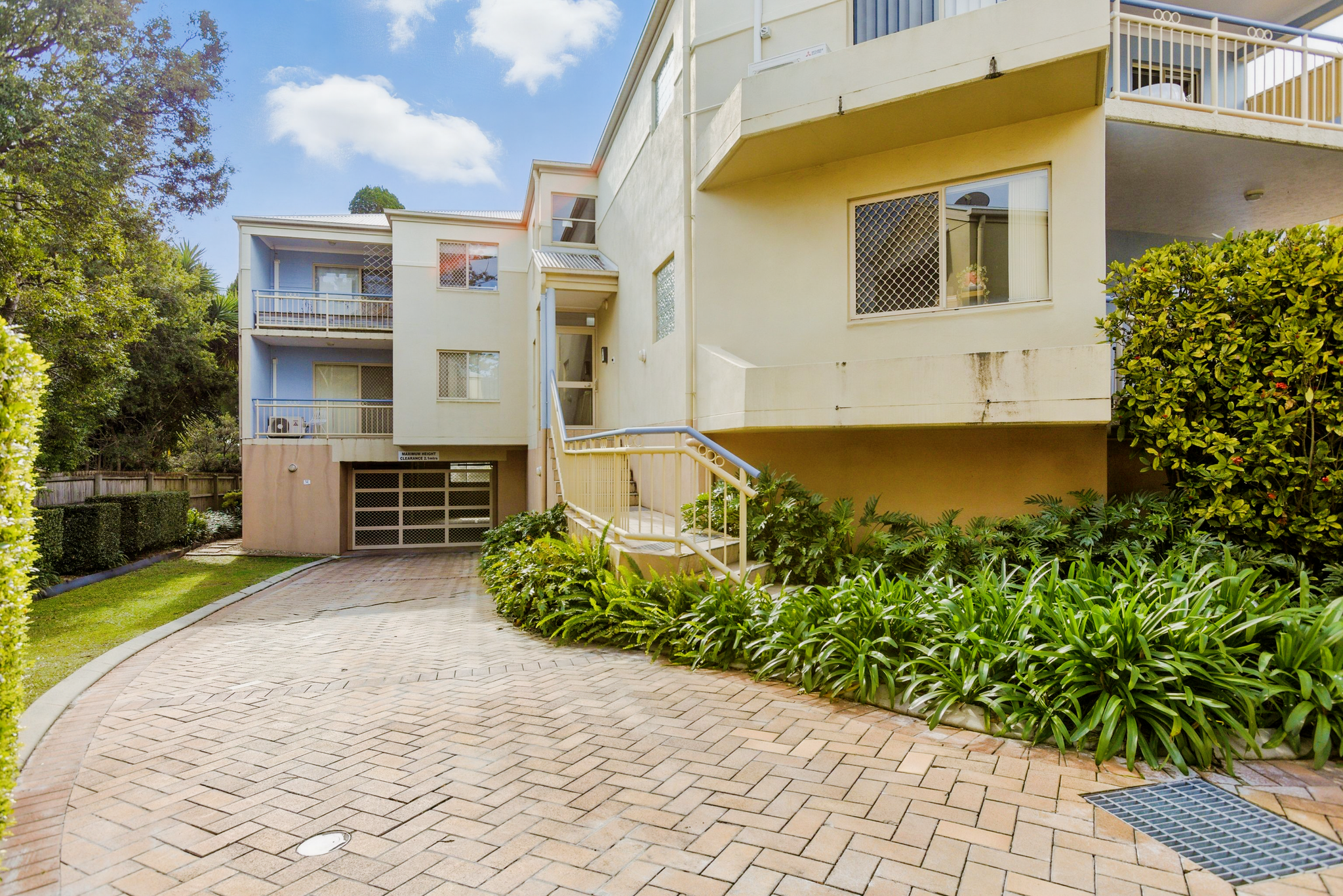 7/29 Crown Street, Holland Park West For Lease by Aurora Property - image 14