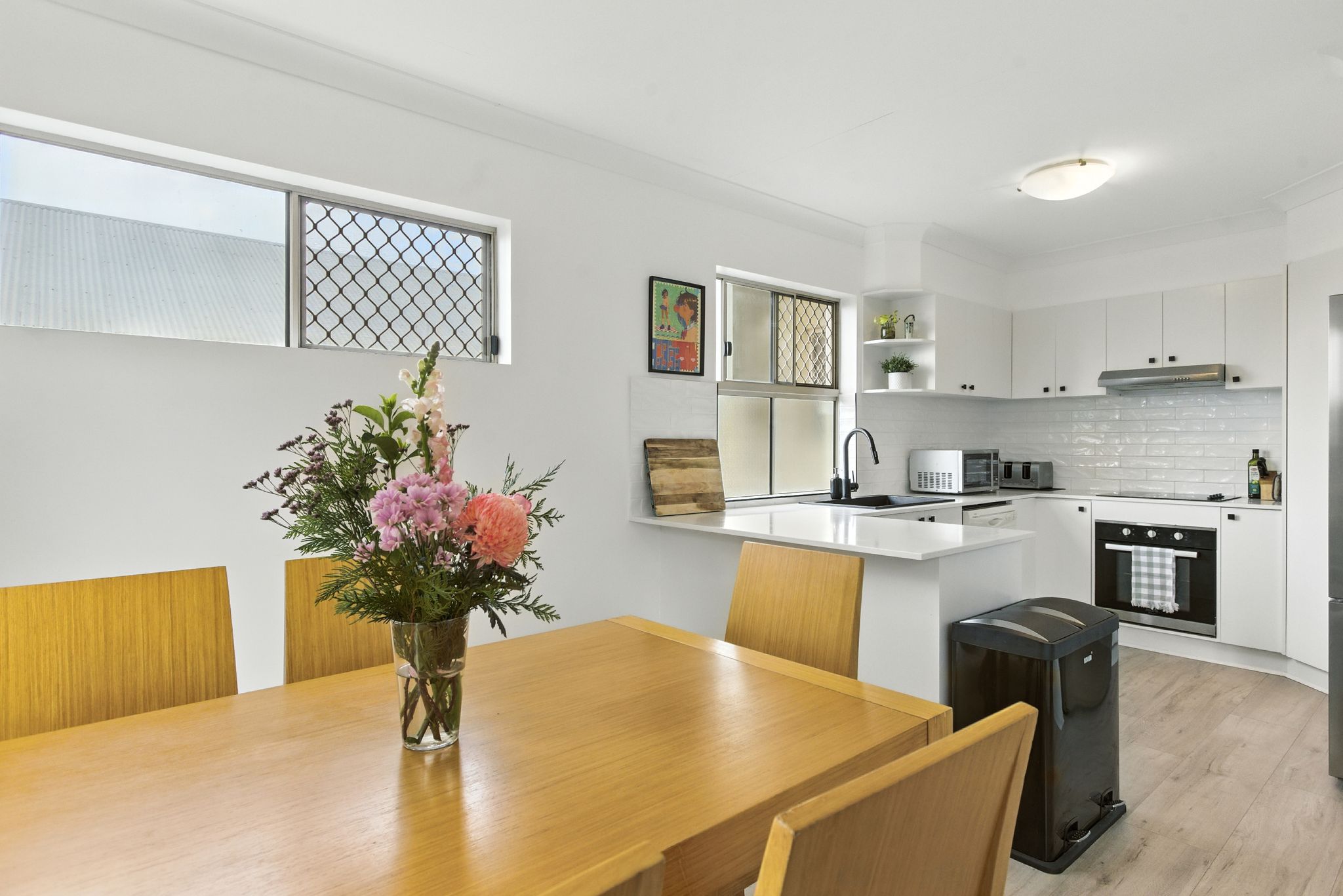 7/29 Crown Street, Holland Park West For Lease by Aurora Property - image 1