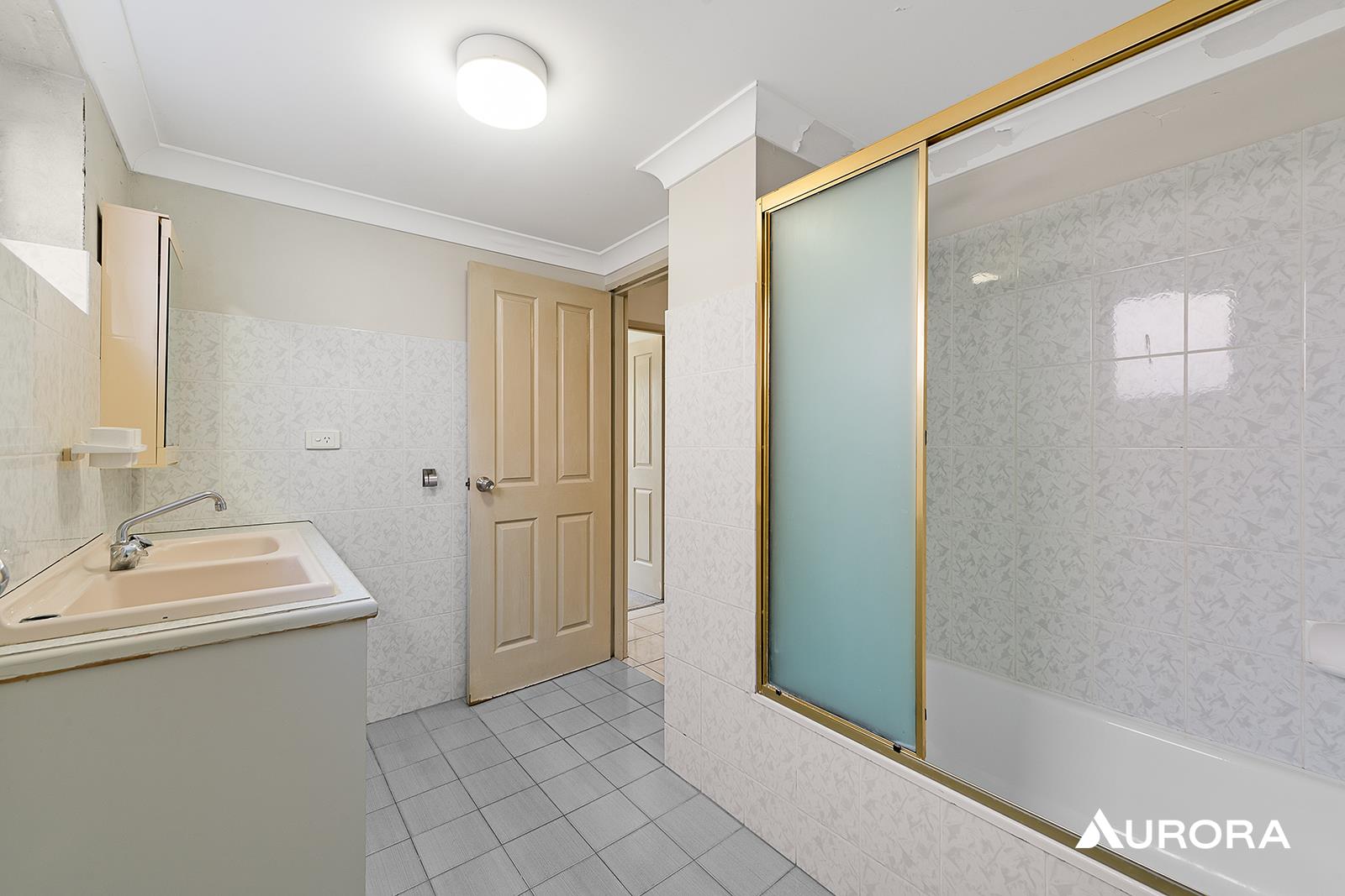 2/41 Cleveland Street, Greenslopes Leased by Aurora Property - image 8