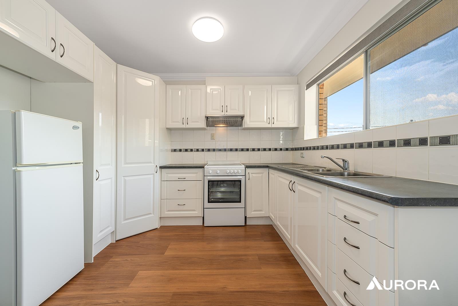 2/39 French Street, Coorparoo Leased by Aurora Property