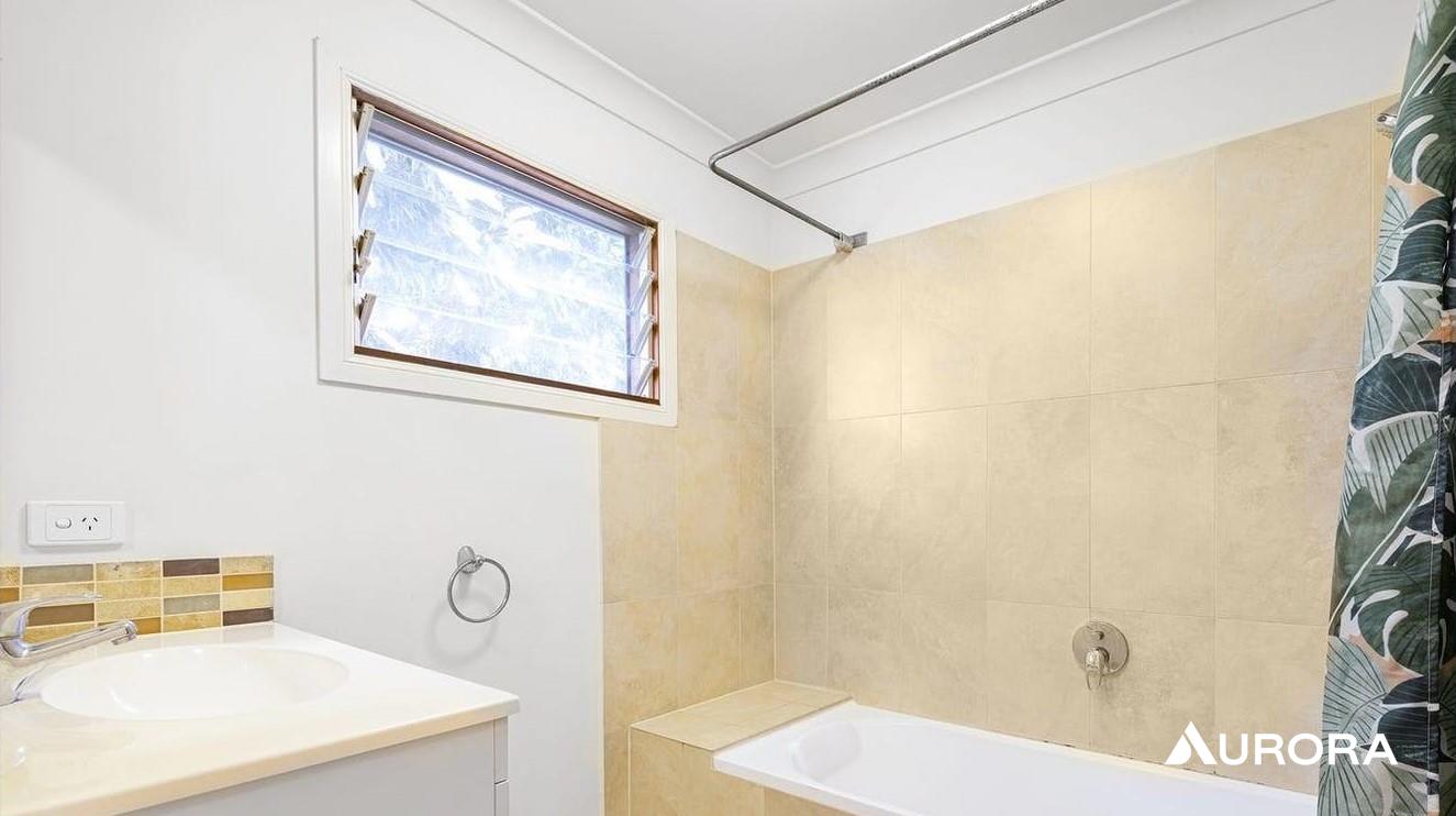 207 Sibley Road, Wynnum West Leased by Aurora Property - image 14