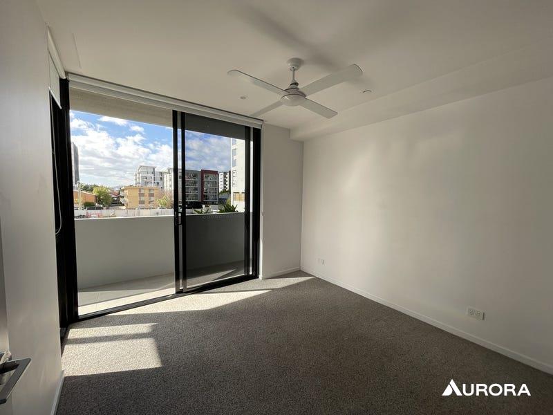205/28 Wolseley Street, Woolloongabba Leased by Aurora Property - image 6