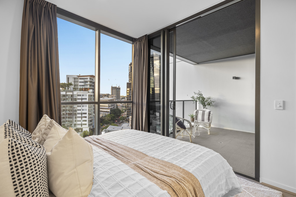 1106/2-4 Edmondstone Street, South Brisbane For Lease by Aurora Property - image 18