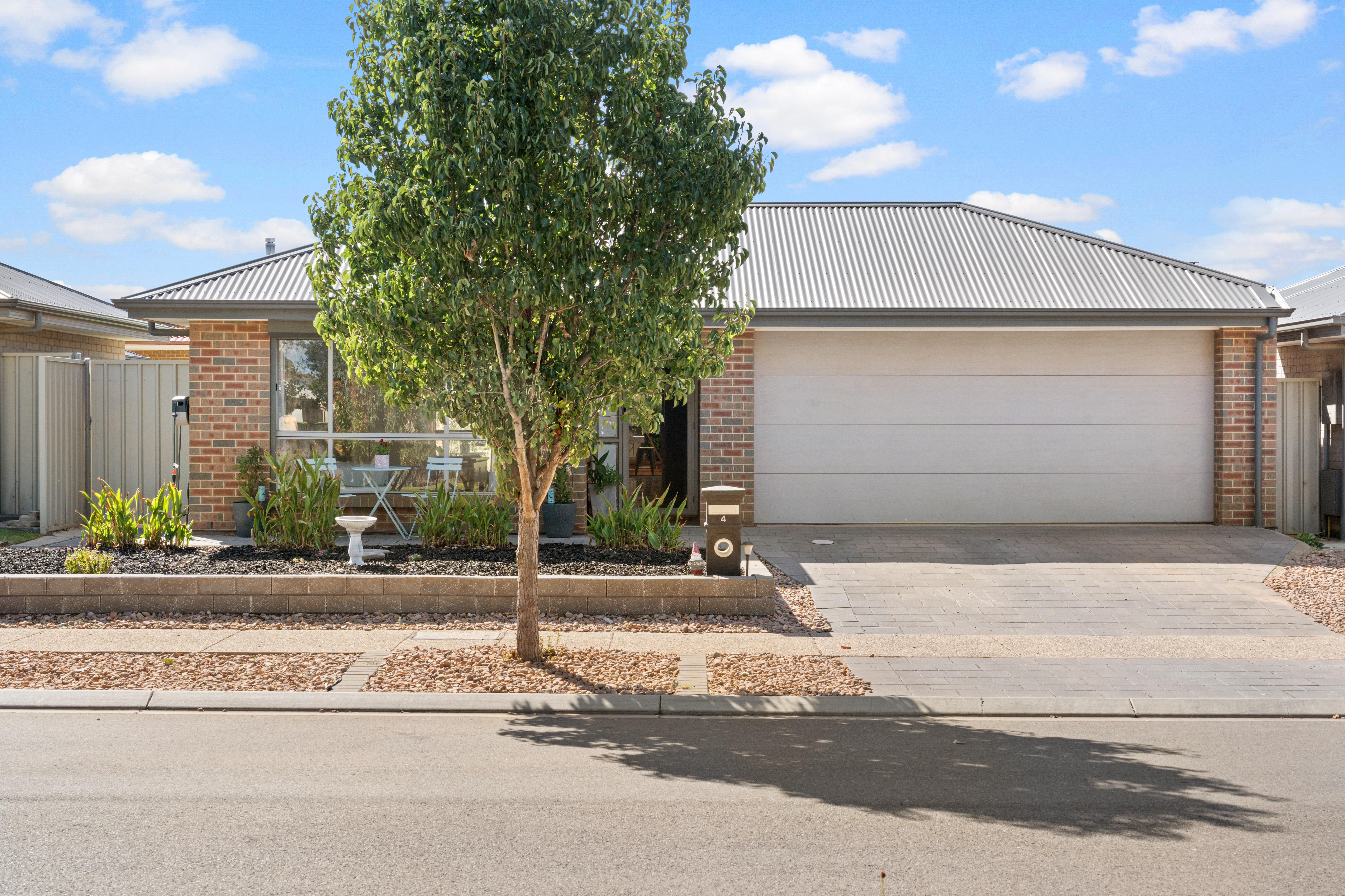 Rental properties & online application form