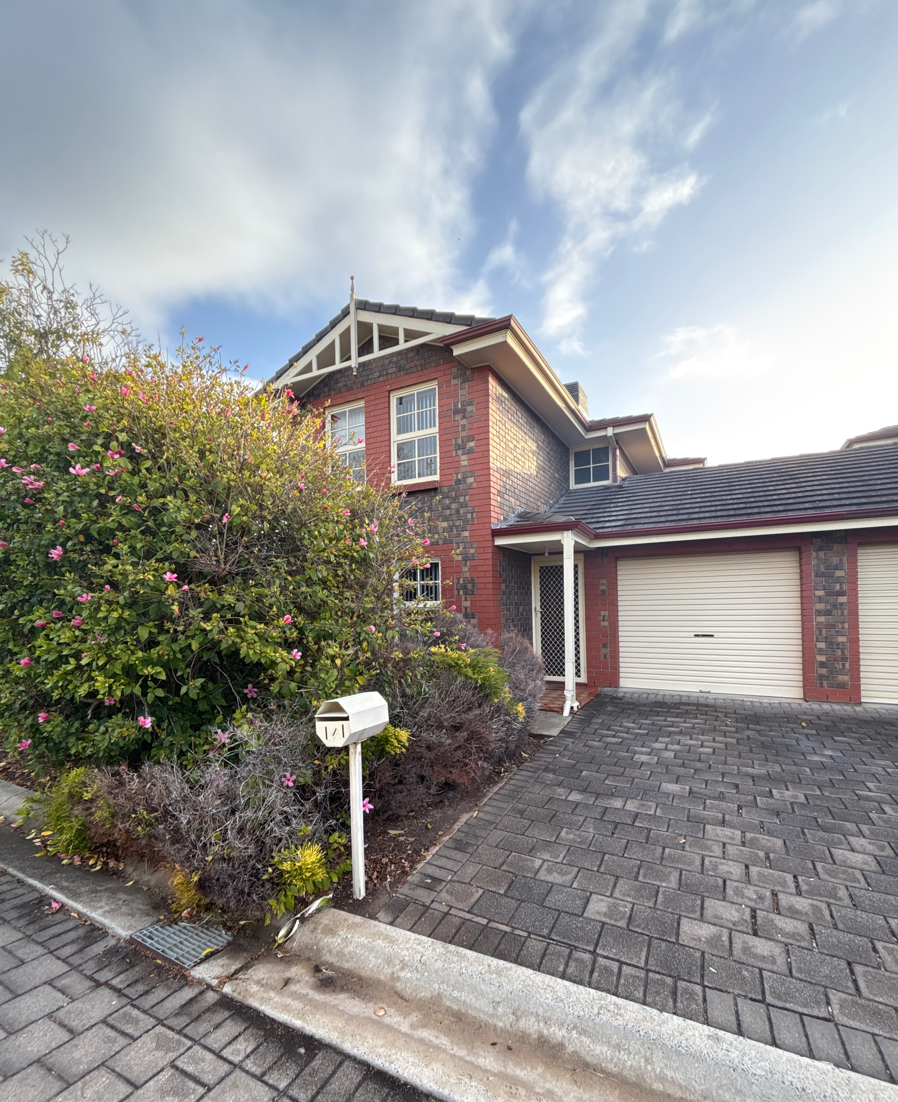 Rental properties & online application form