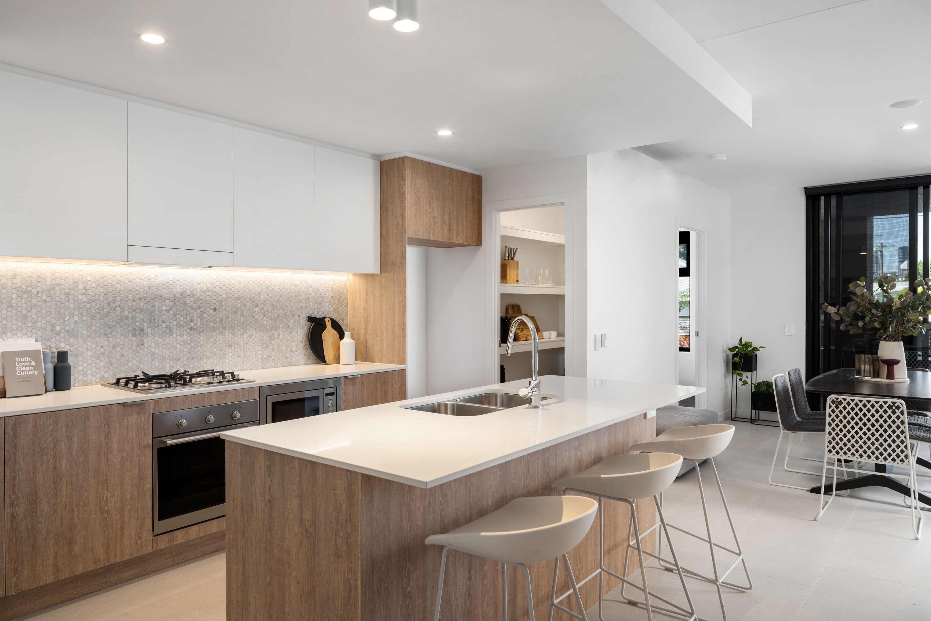 203/28 Gallway Street, Windsor For Lease by Mosaic Property Group - image 1