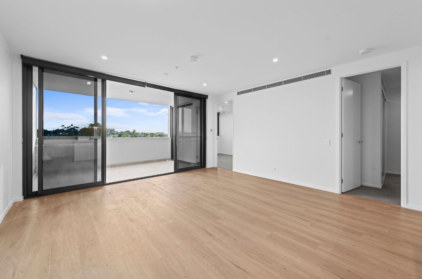 804/89 Lytton Rd, East Brisbane For Lease by Mosaic Property Group - image 3