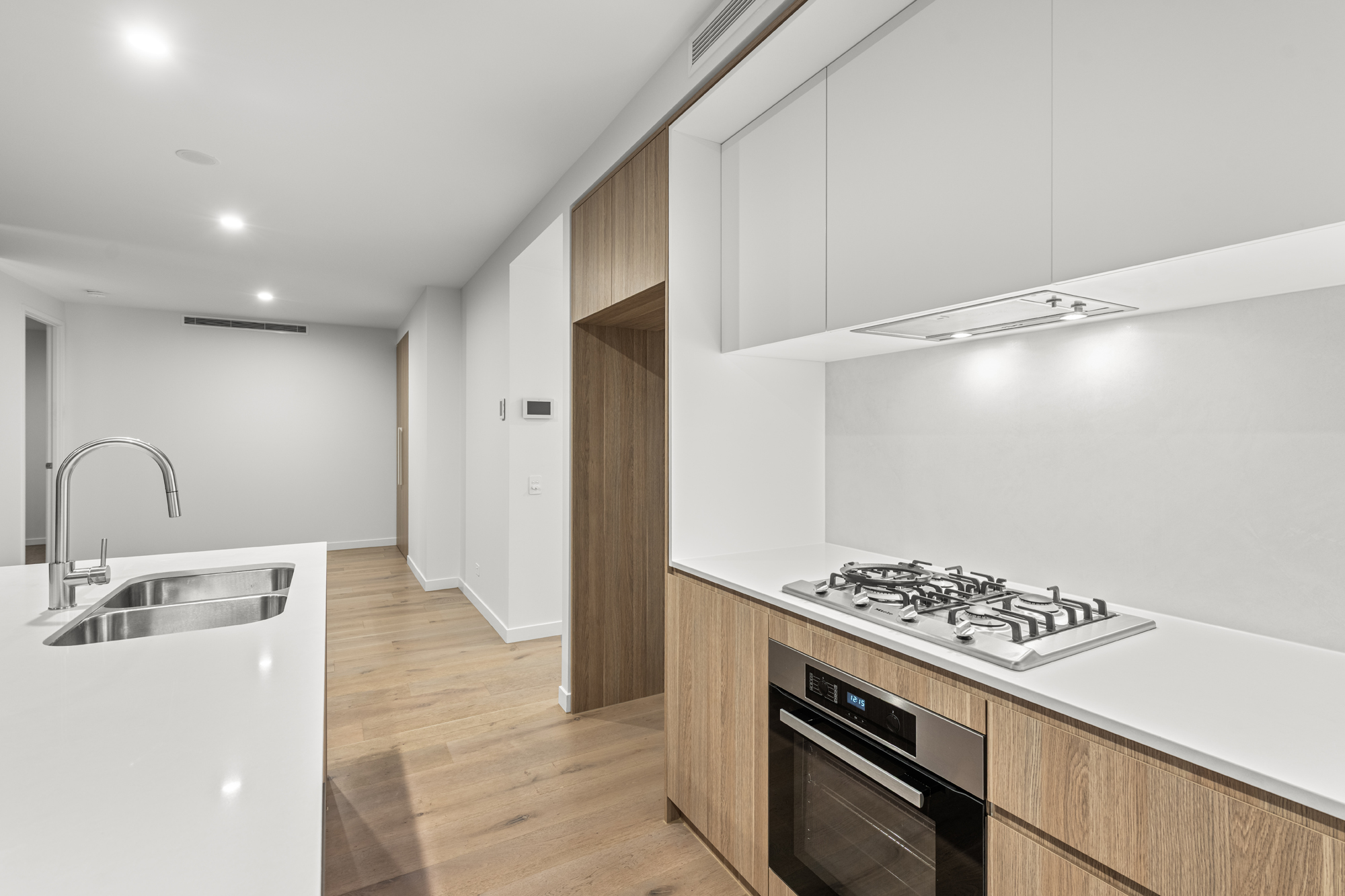 1707/140 Wellington Rd, East Brisbane For Lease by Mosaic Property Group - image 3