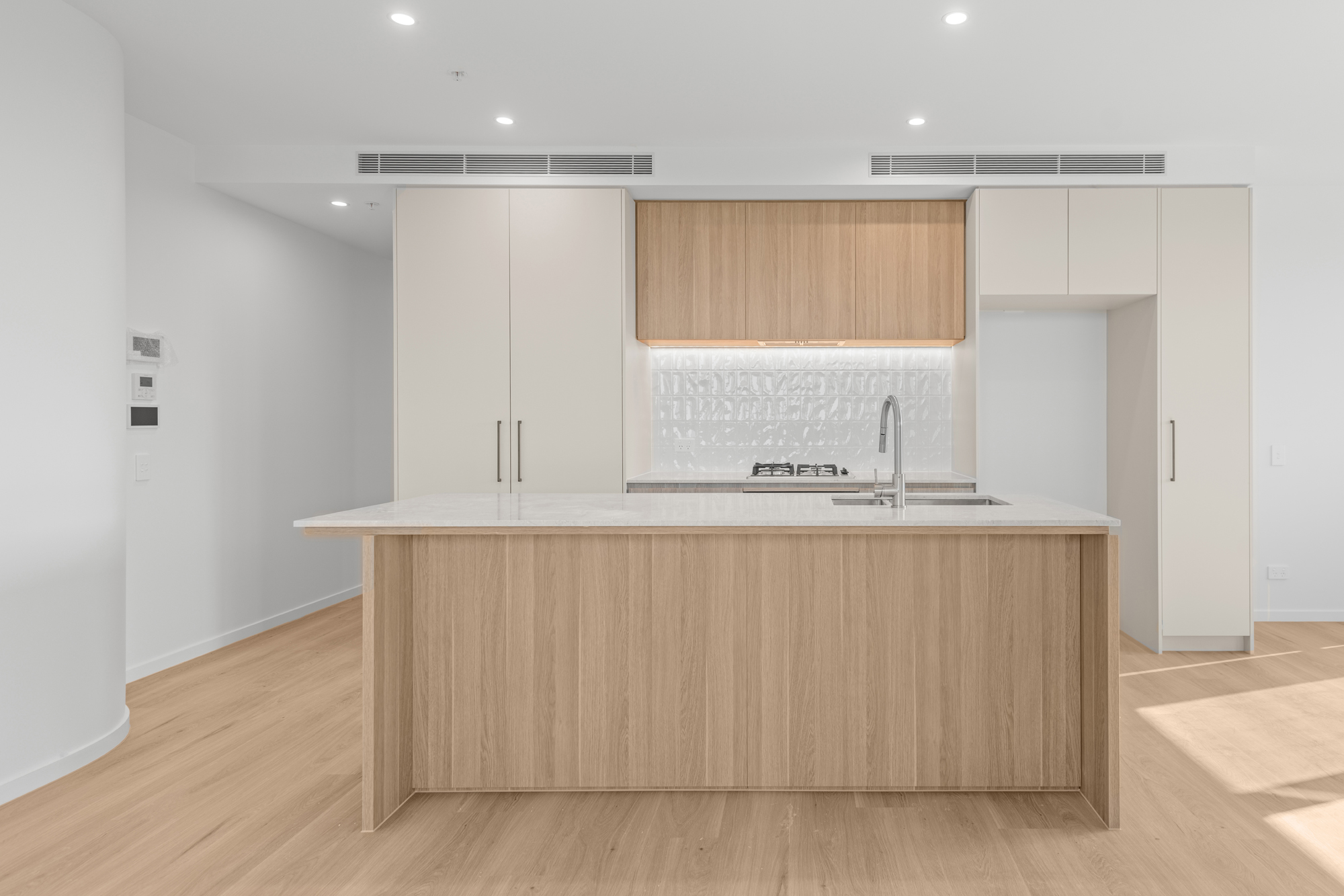 210/89 Lytton Rd, East Brisbane For Lease by Mosaic Property Group - image 3