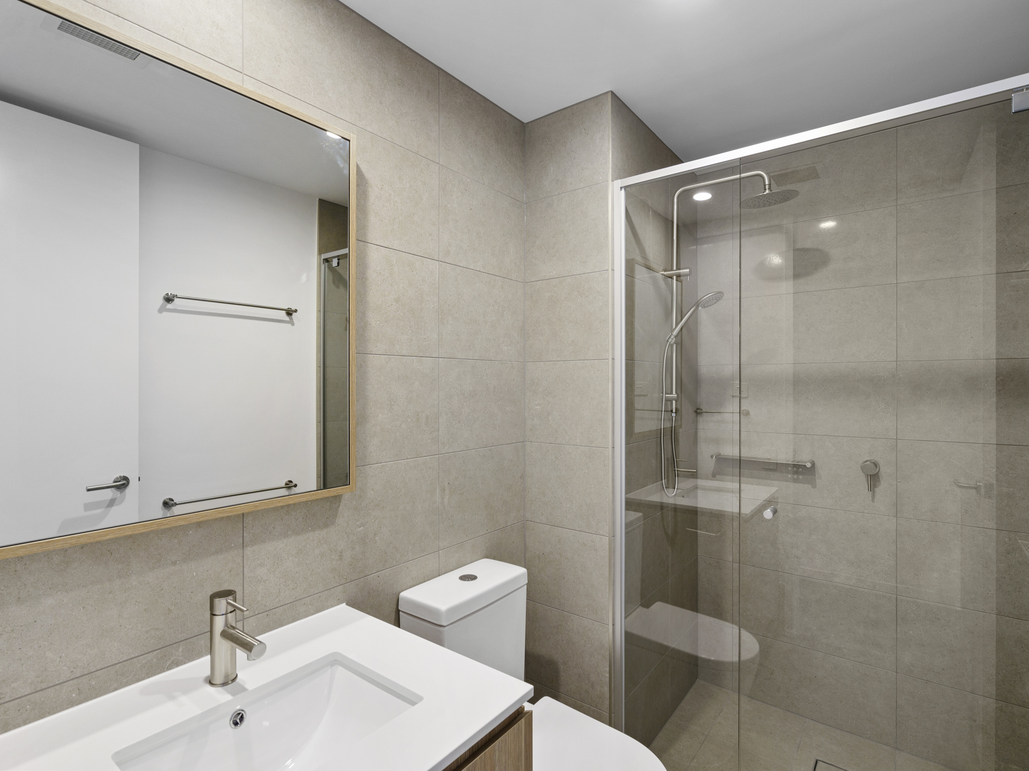 2805/140 Wellington Road, East Brisbane For Lease by Mosaic Property Group - image 6