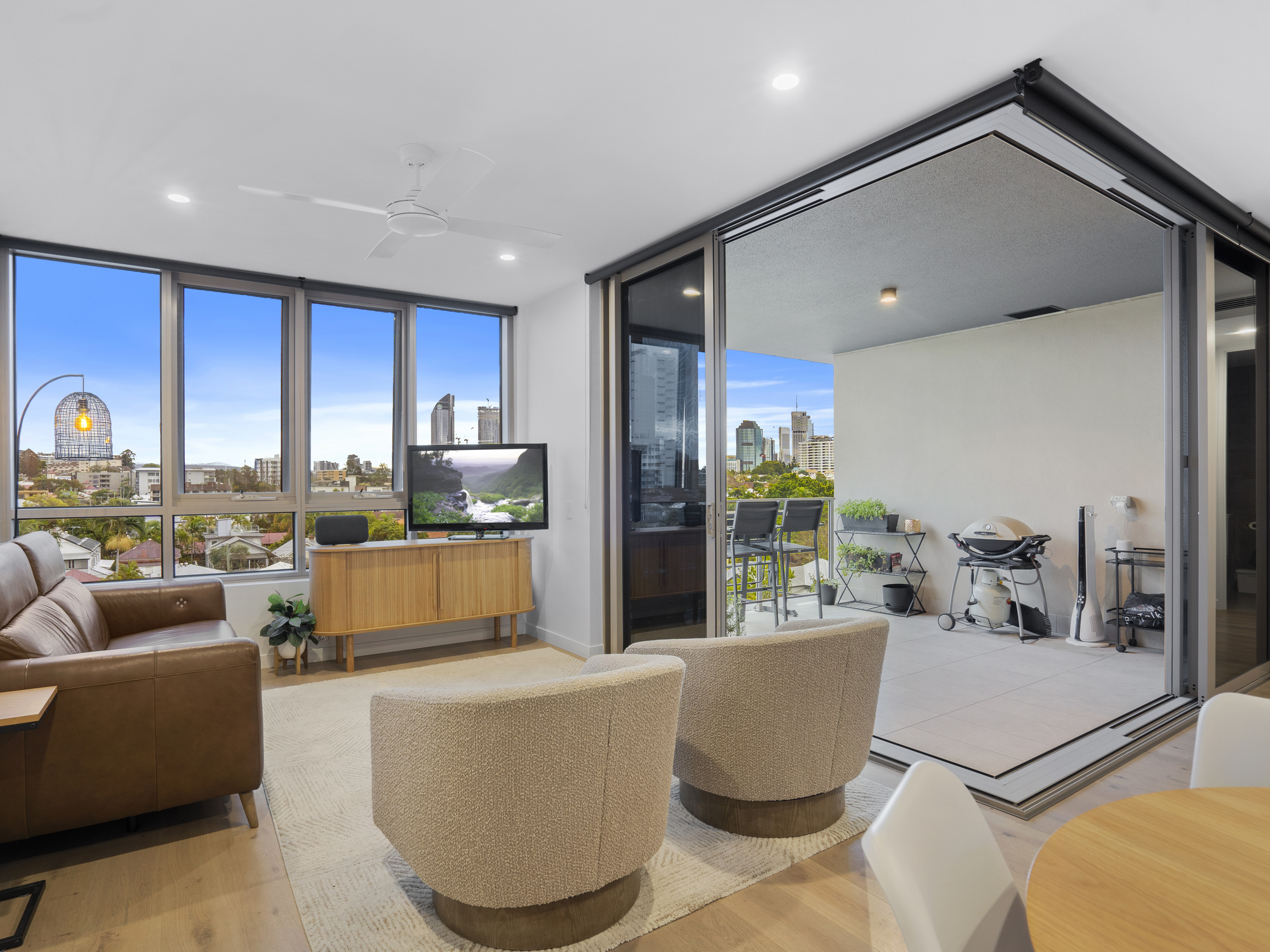 1601/140 Wellington Road, East Brisbane For Lease by Mosaic Property Group - image 2