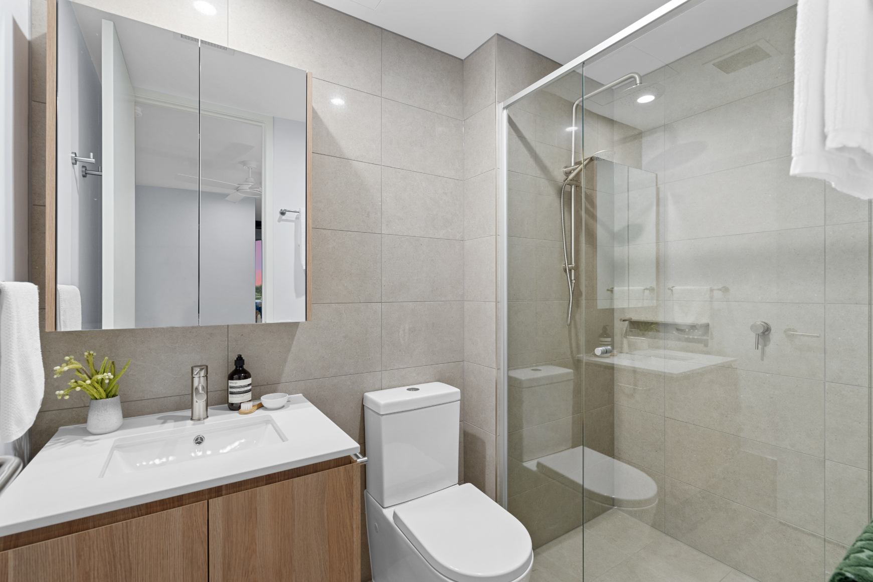 2703/140 Wellington Rd, East Brisbane For Lease by Mosaic Property Group - image 4