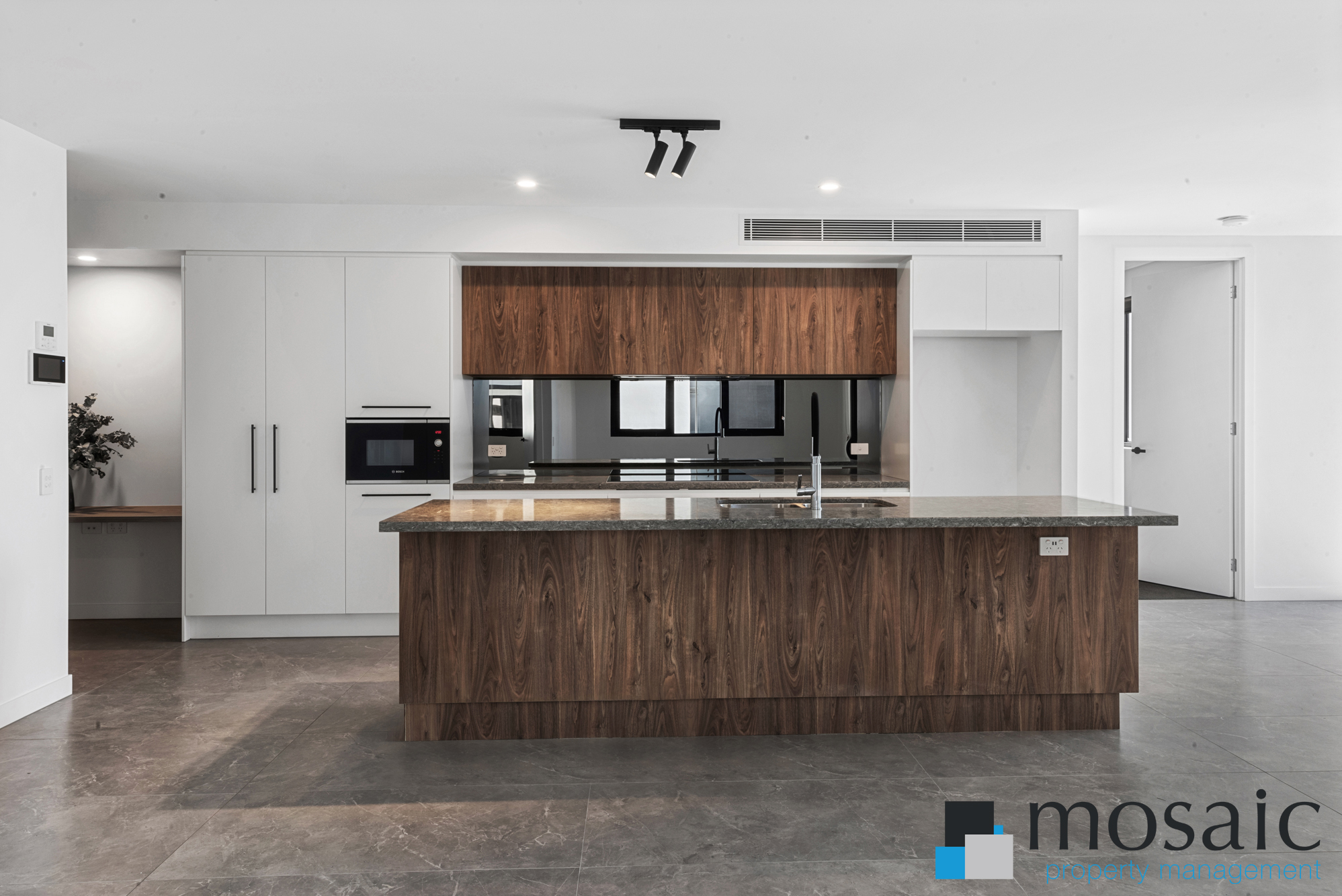 2304/100 Duporth Avenue, Maroochydore For Lease by Mosaic Property Group - image 2