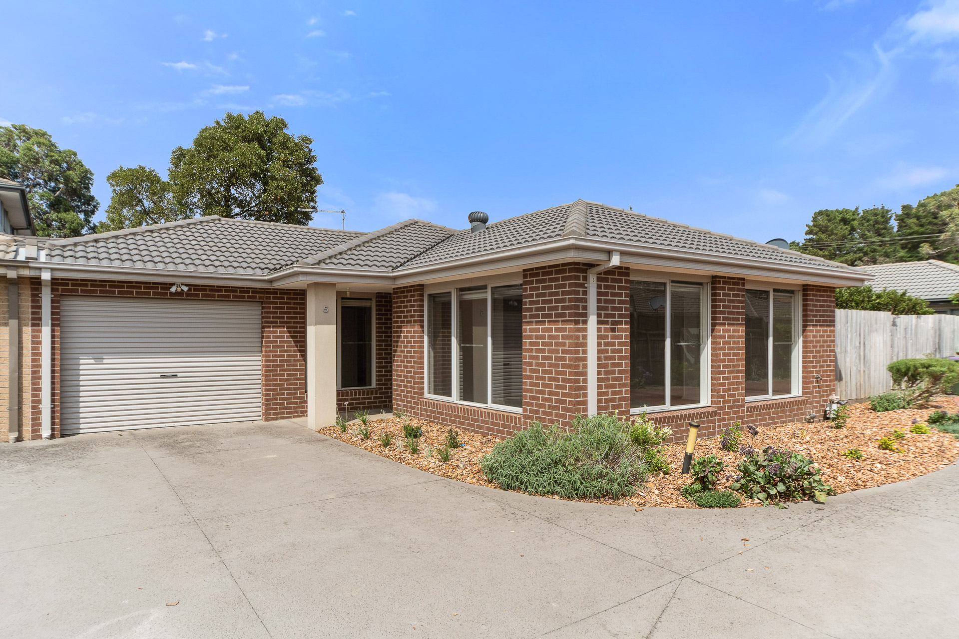 Rental properties & online application form