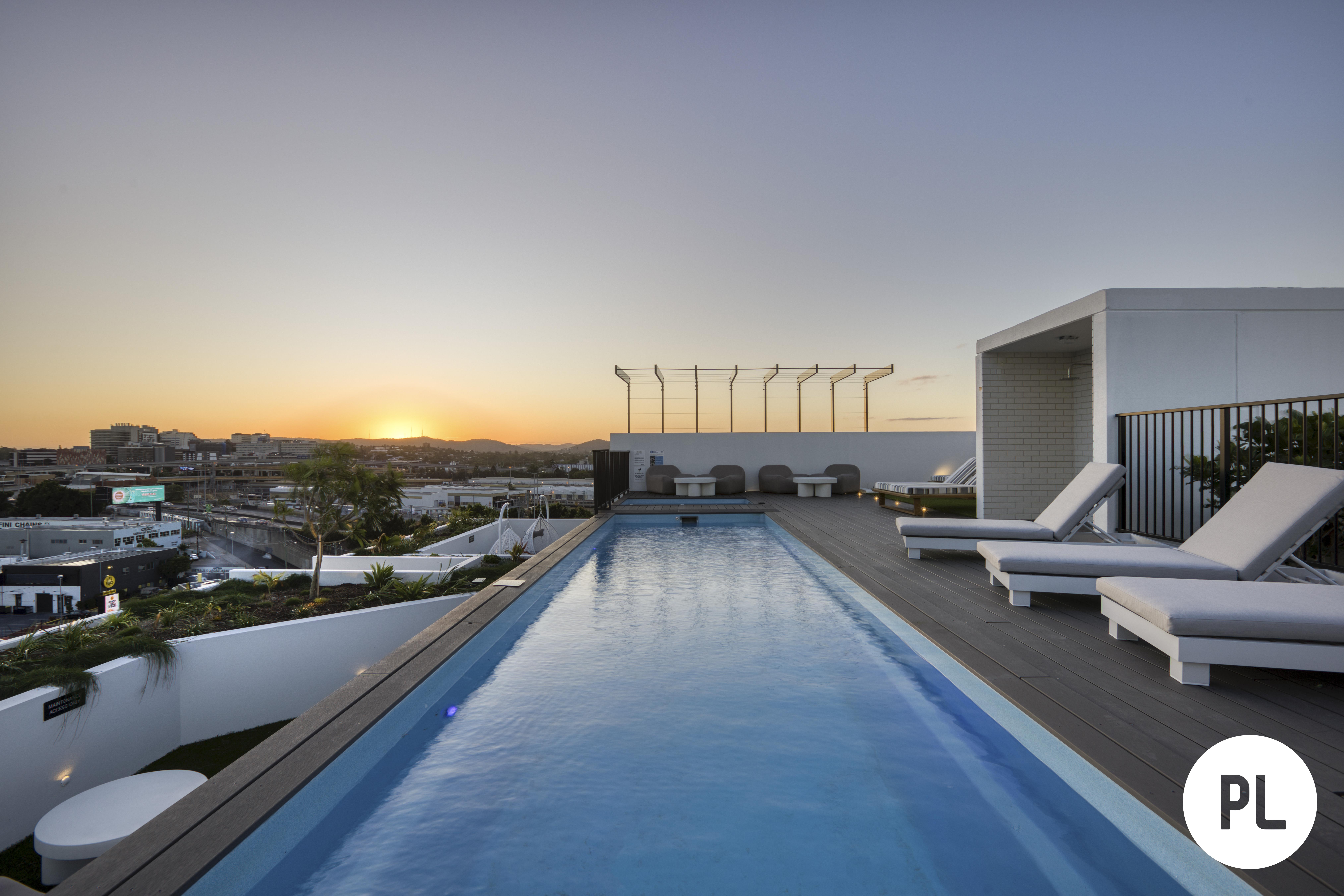 Private terrace, fully-furnished, rooftop pool, CBD proximity - have it ...