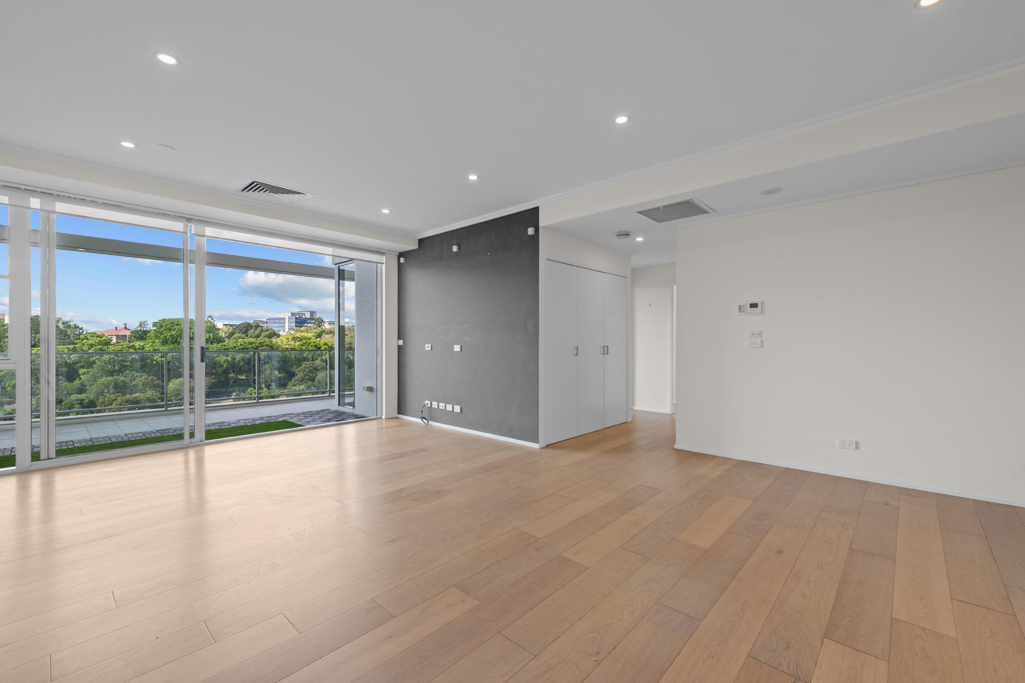 4037/4 Parkland Bvd, Brisbane City For Lease by Mosaic Property Group - image 4
