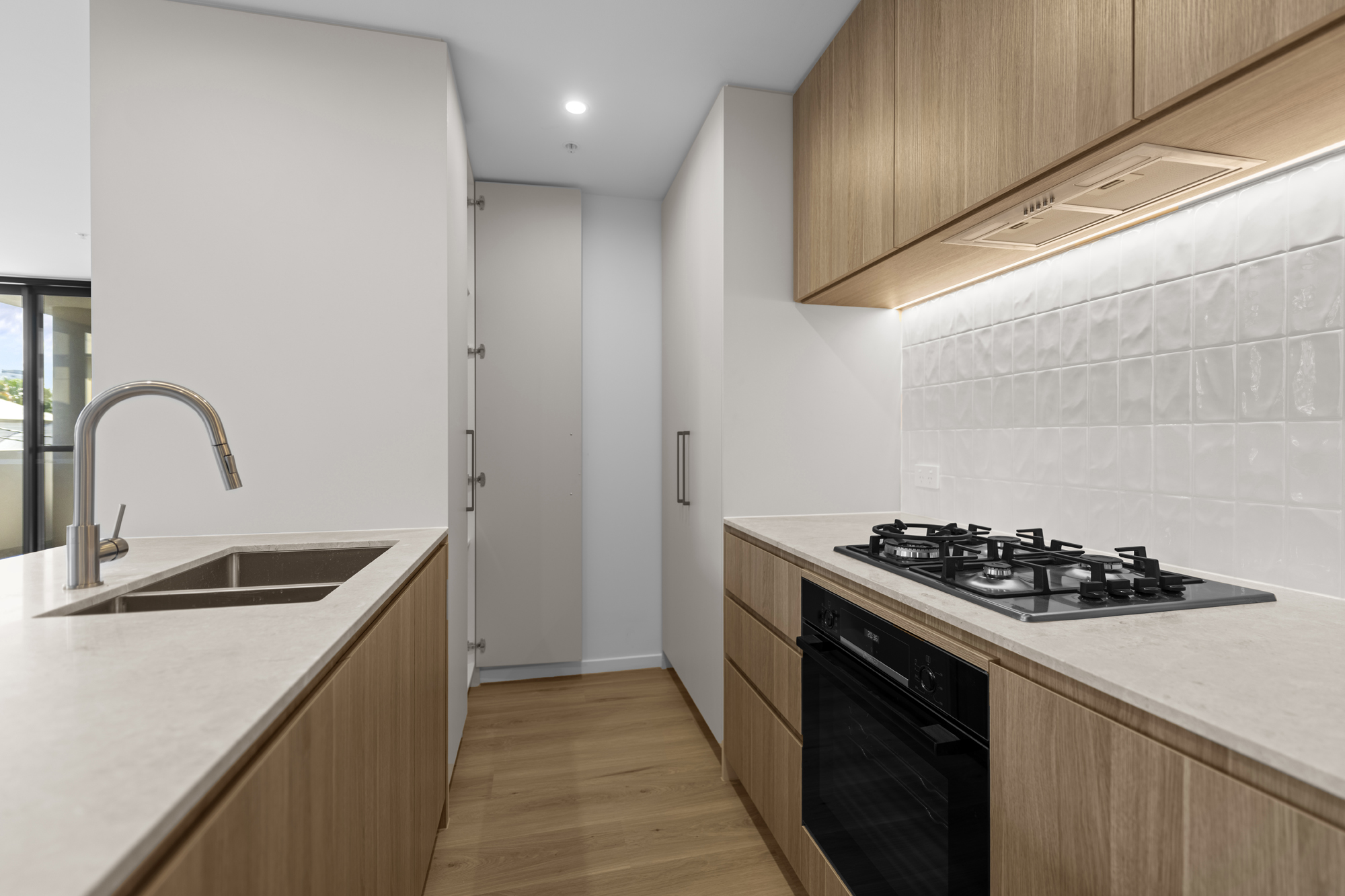 508/89 Lytton Road, East Brisbane For Lease by Mosaic Property Group - image 4