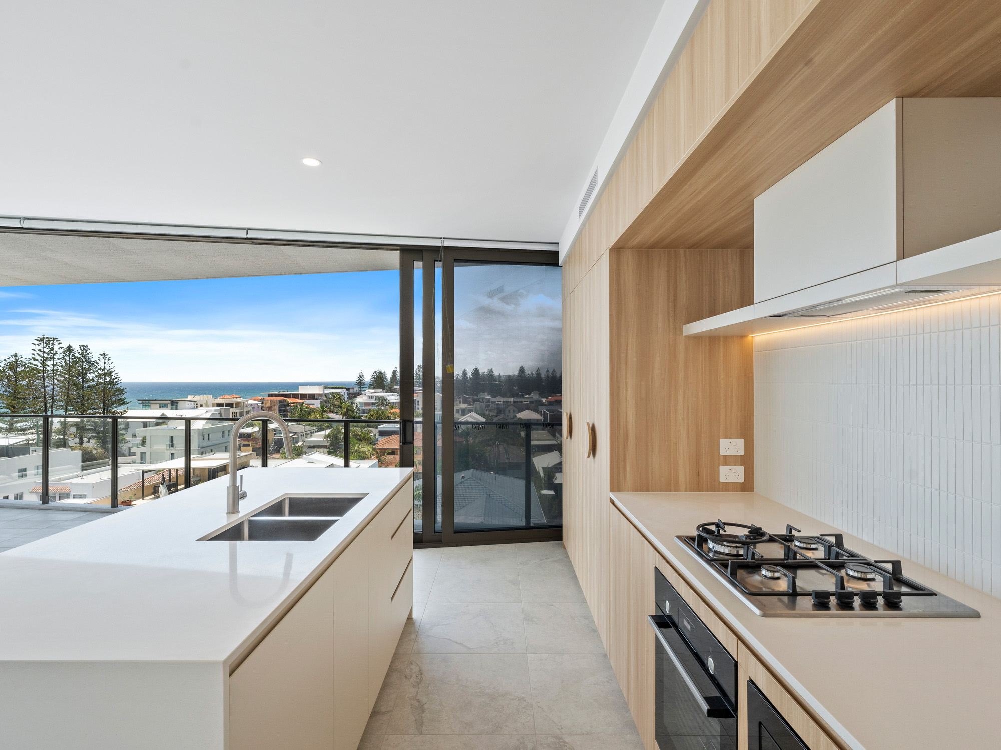 404/15 Peerless Avenue, Mermaid Beach For Lease by Mosaic Property Group - image 3