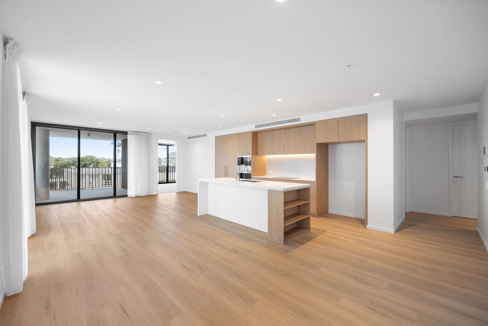 405/62 Memorial Avenue, Maroochydore For Lease by Mosaic Property Group - image 2