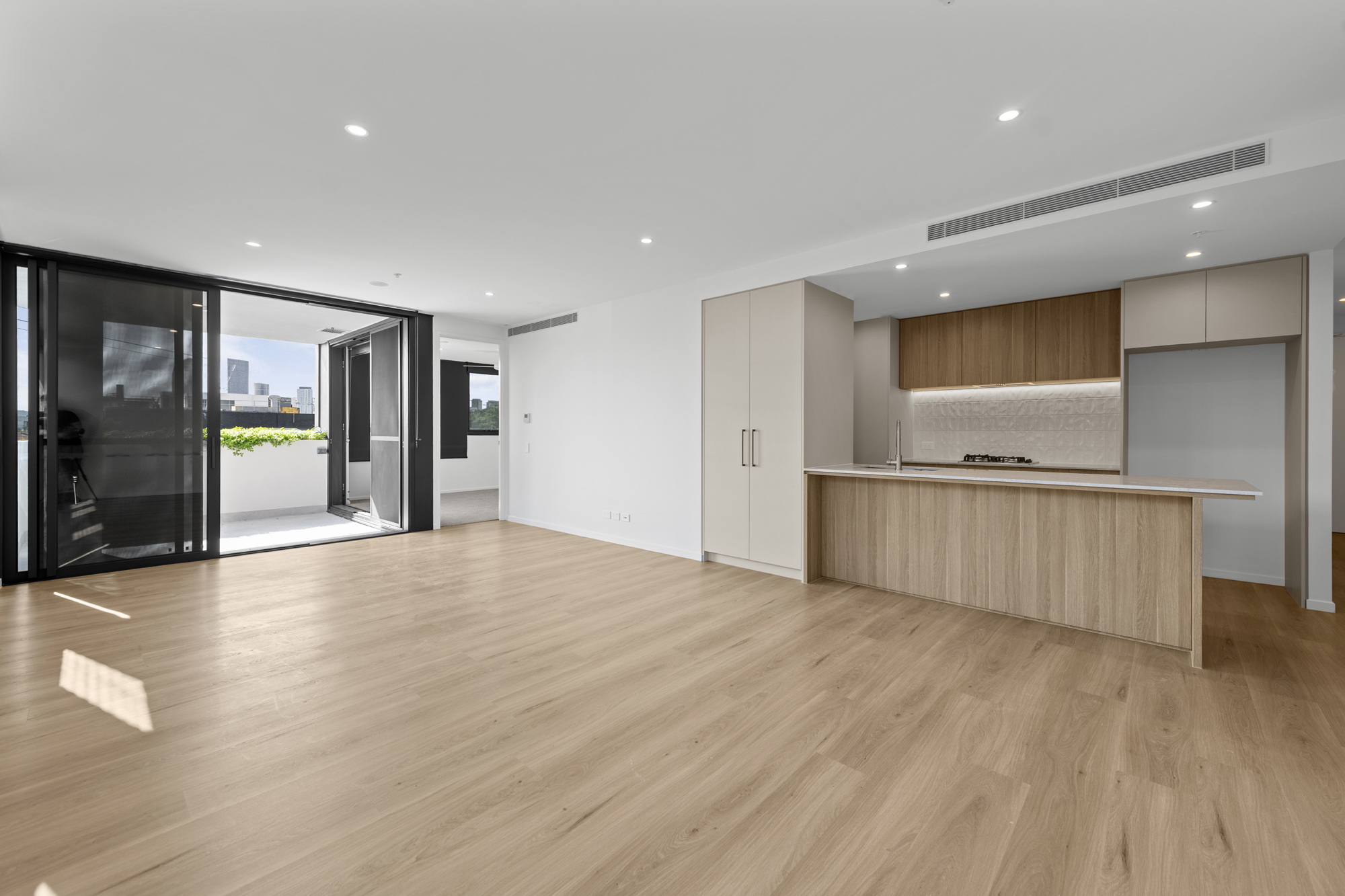 508/89 Lytton Road, East Brisbane For Lease by Mosaic Property Group - image 2