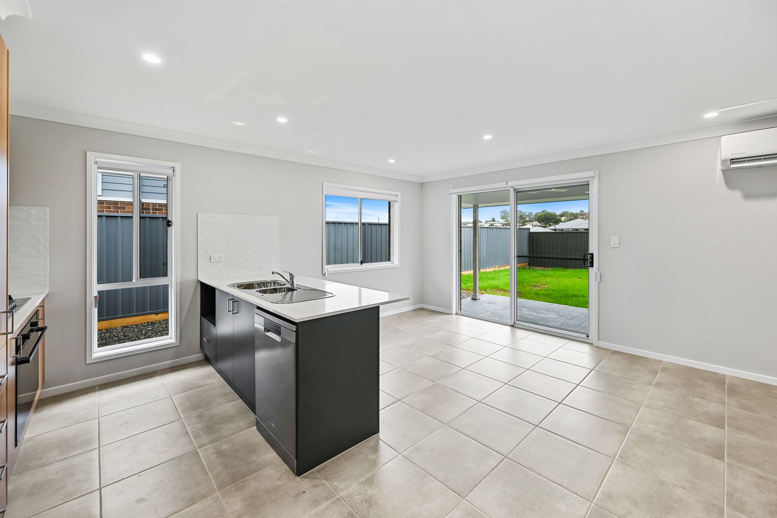 1/9 Apex Street, Gillieston Heights - Thumbnail 4
