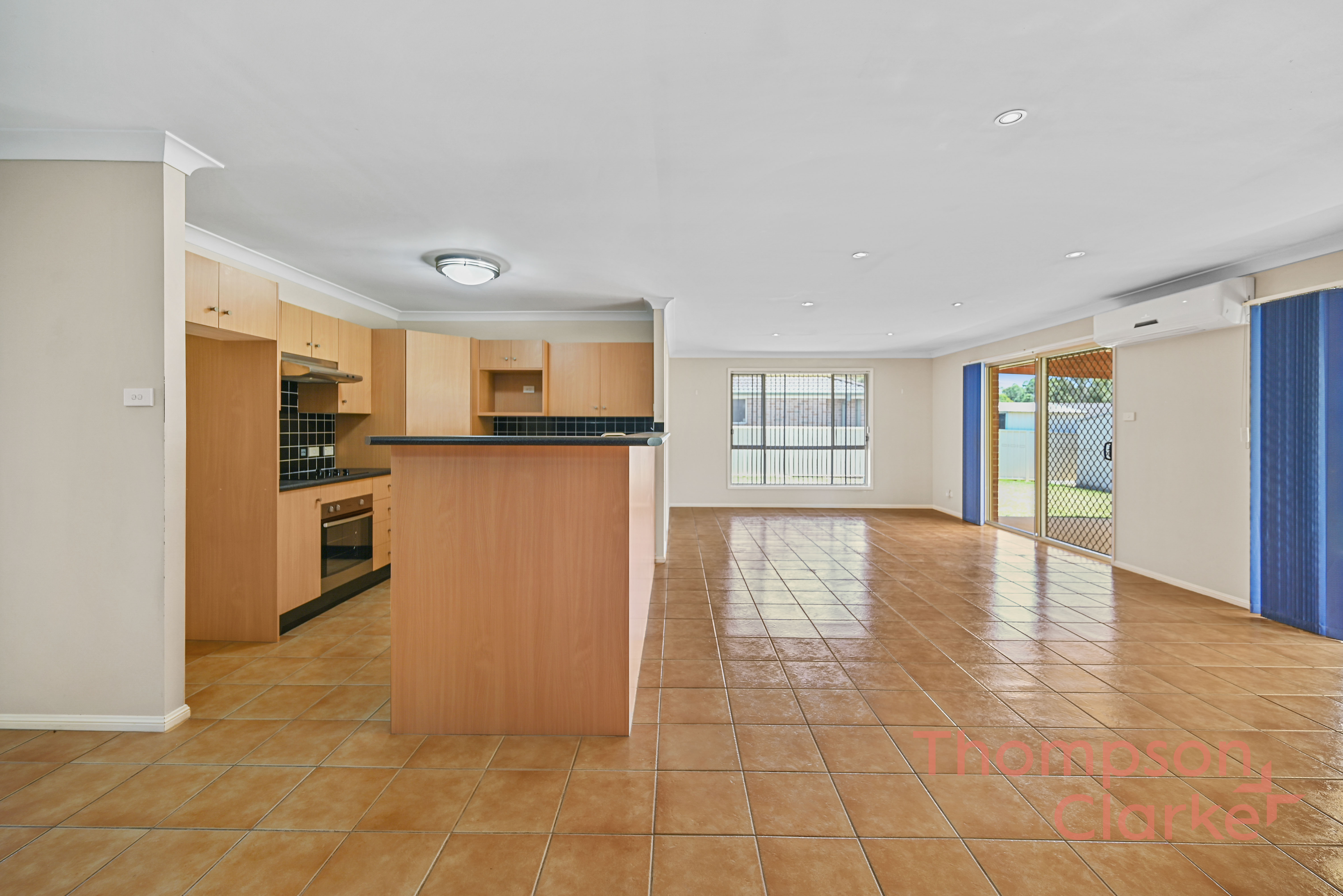 6 Glover Crescent, Metford - Thumbnail 3