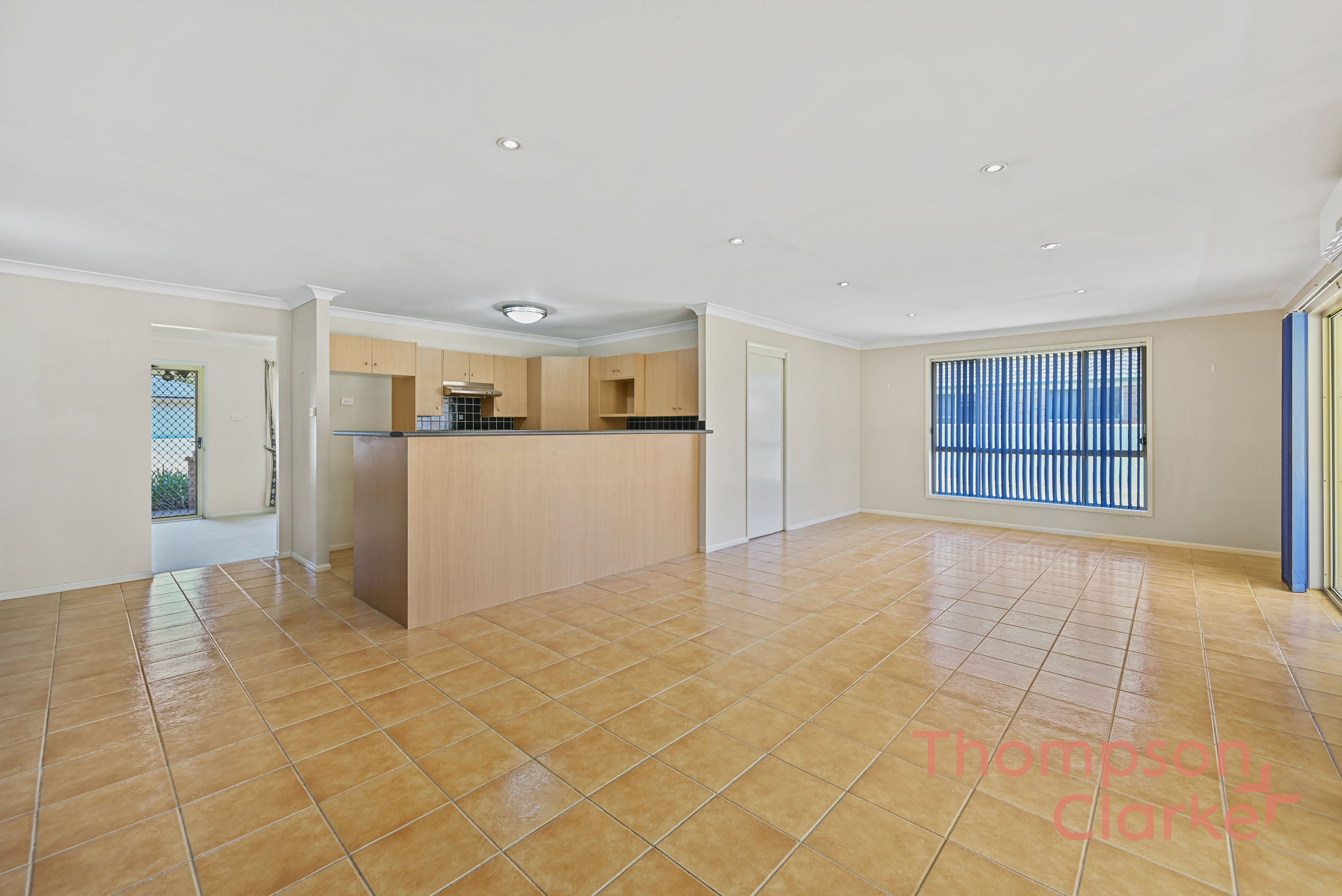 6 Glover Crescent, Metford - Thumbnail 4