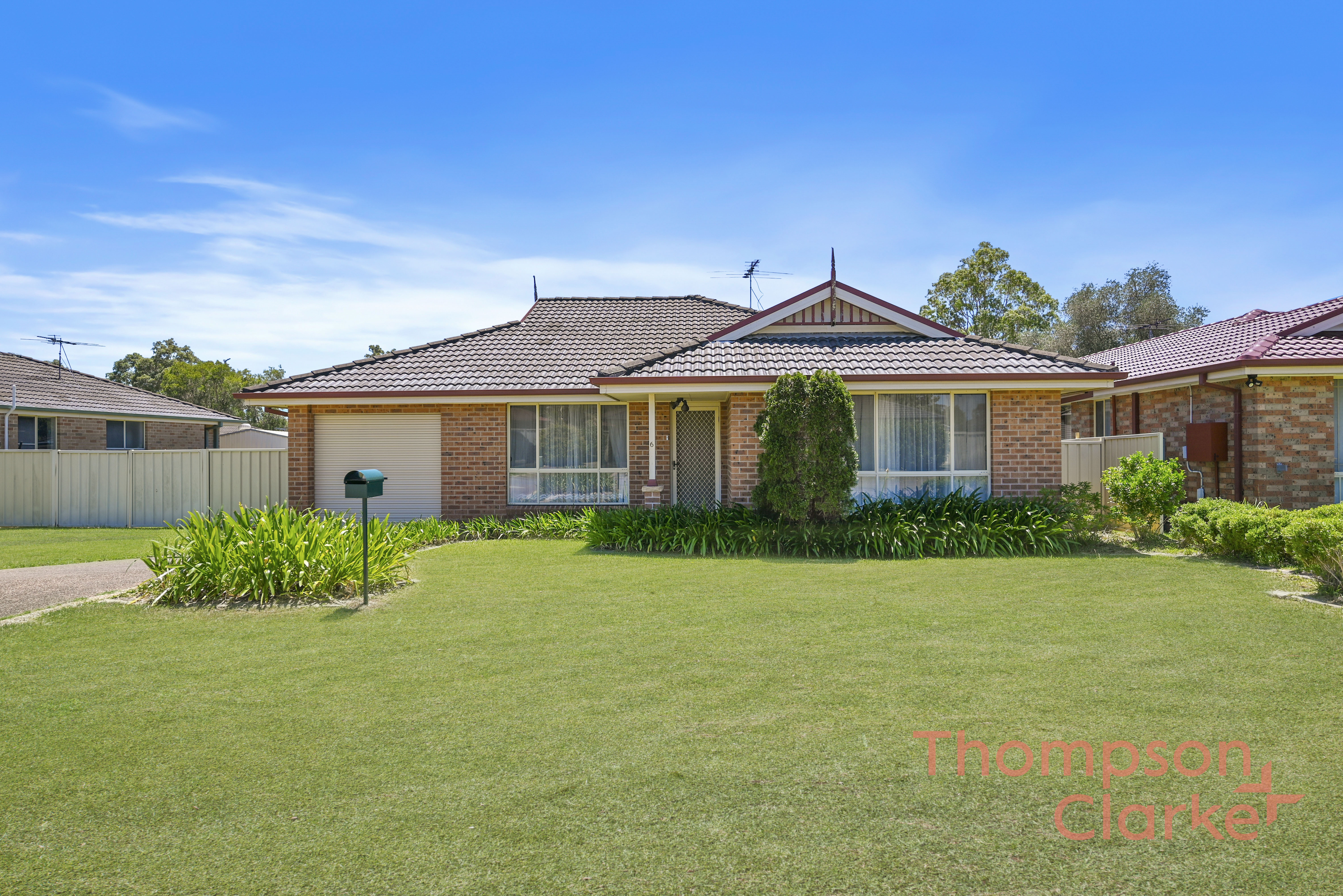 6 Glover Crescent