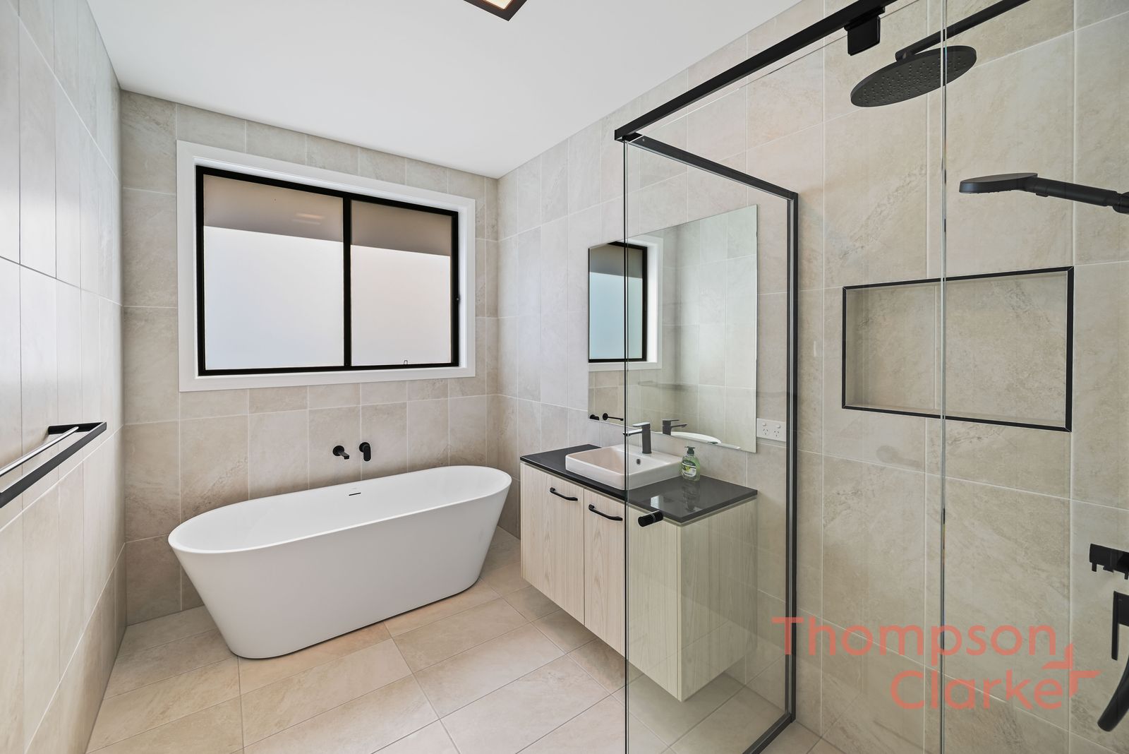 88 Settlers Boulevard, Chisholm - Thumbnail 3