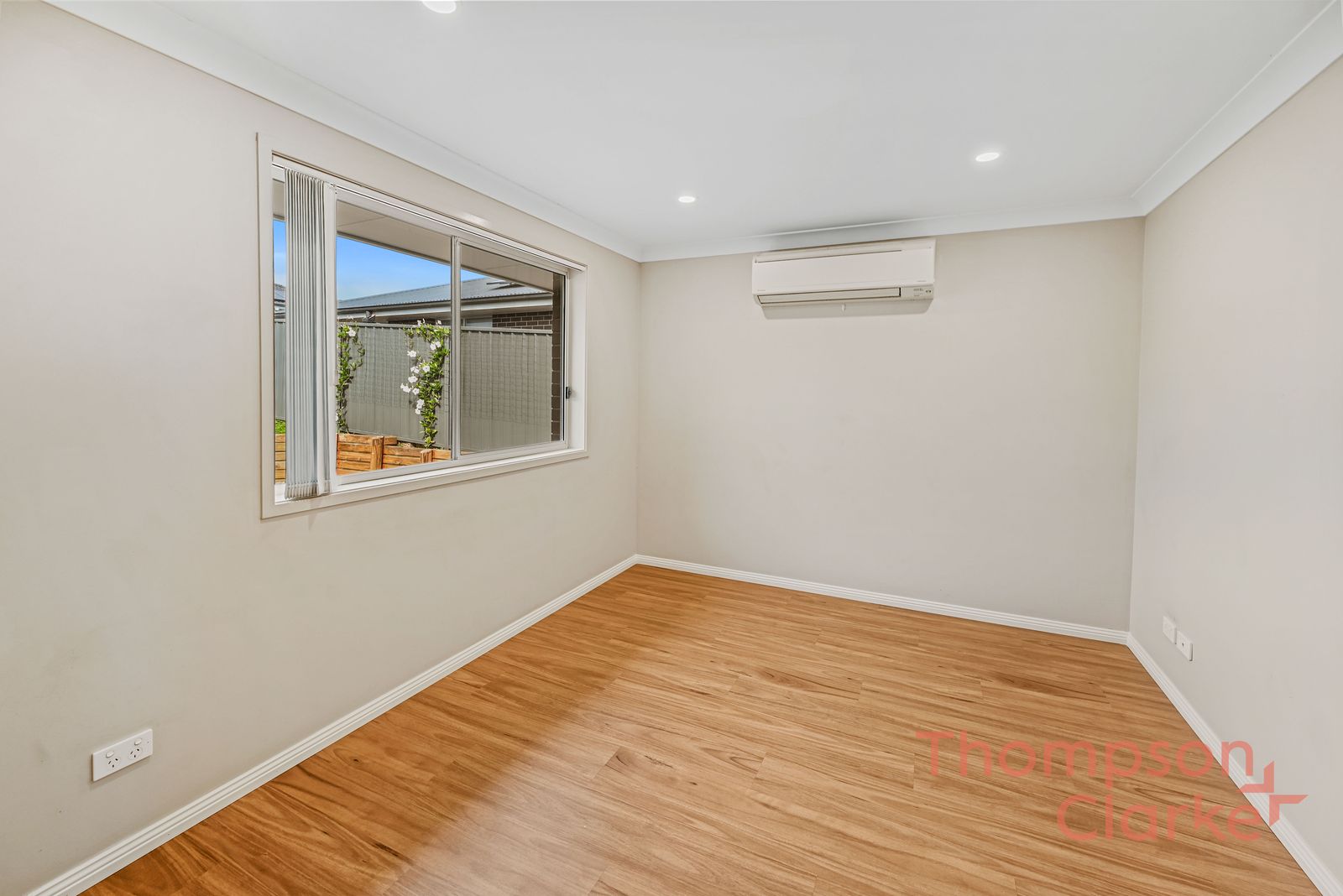 9 Arrowfield Street, Cliftleigh - Thumbnail 5