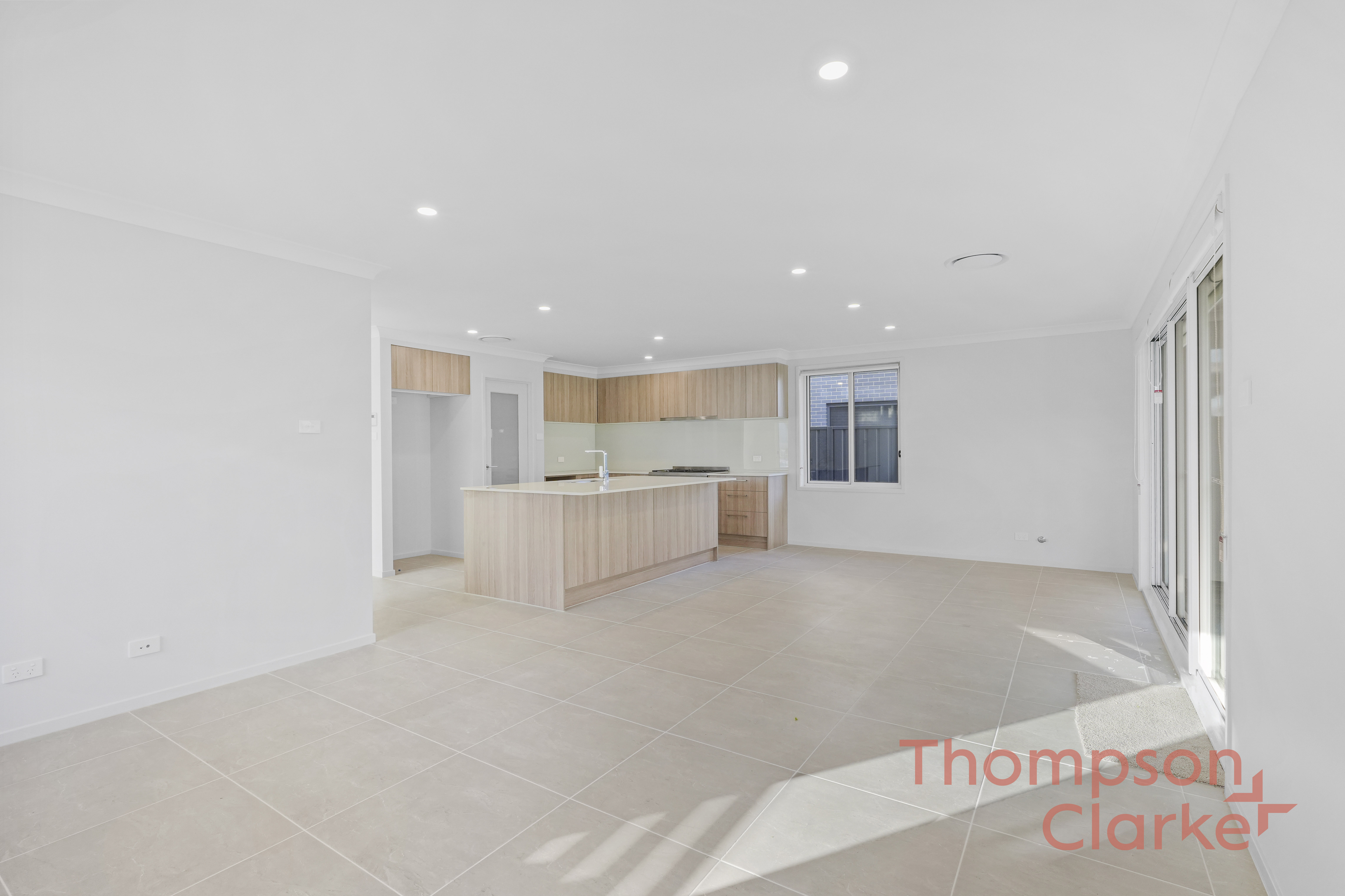5 Dublin Drive, Chisholm - Thumbnail 5