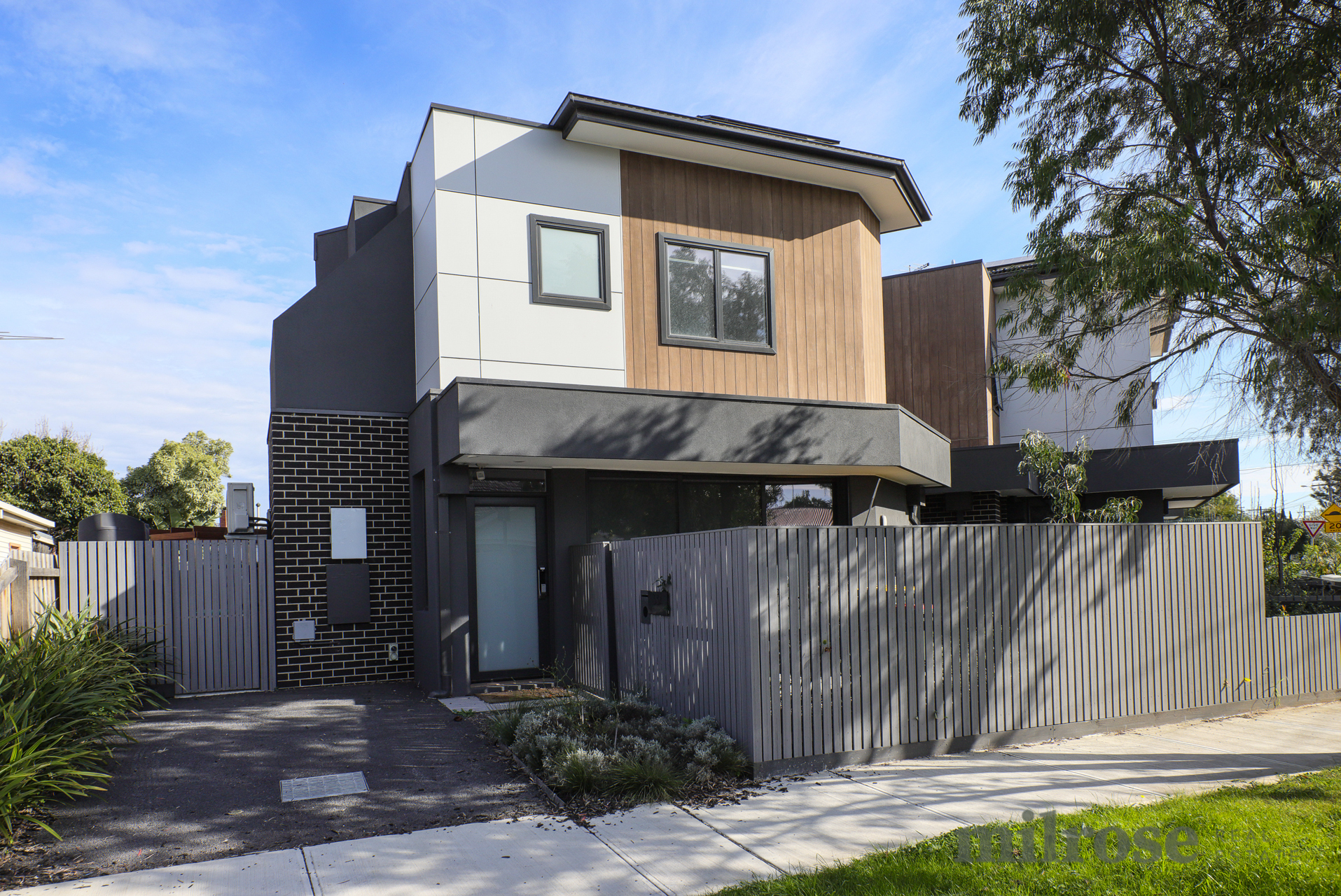 Rental properties & online application form