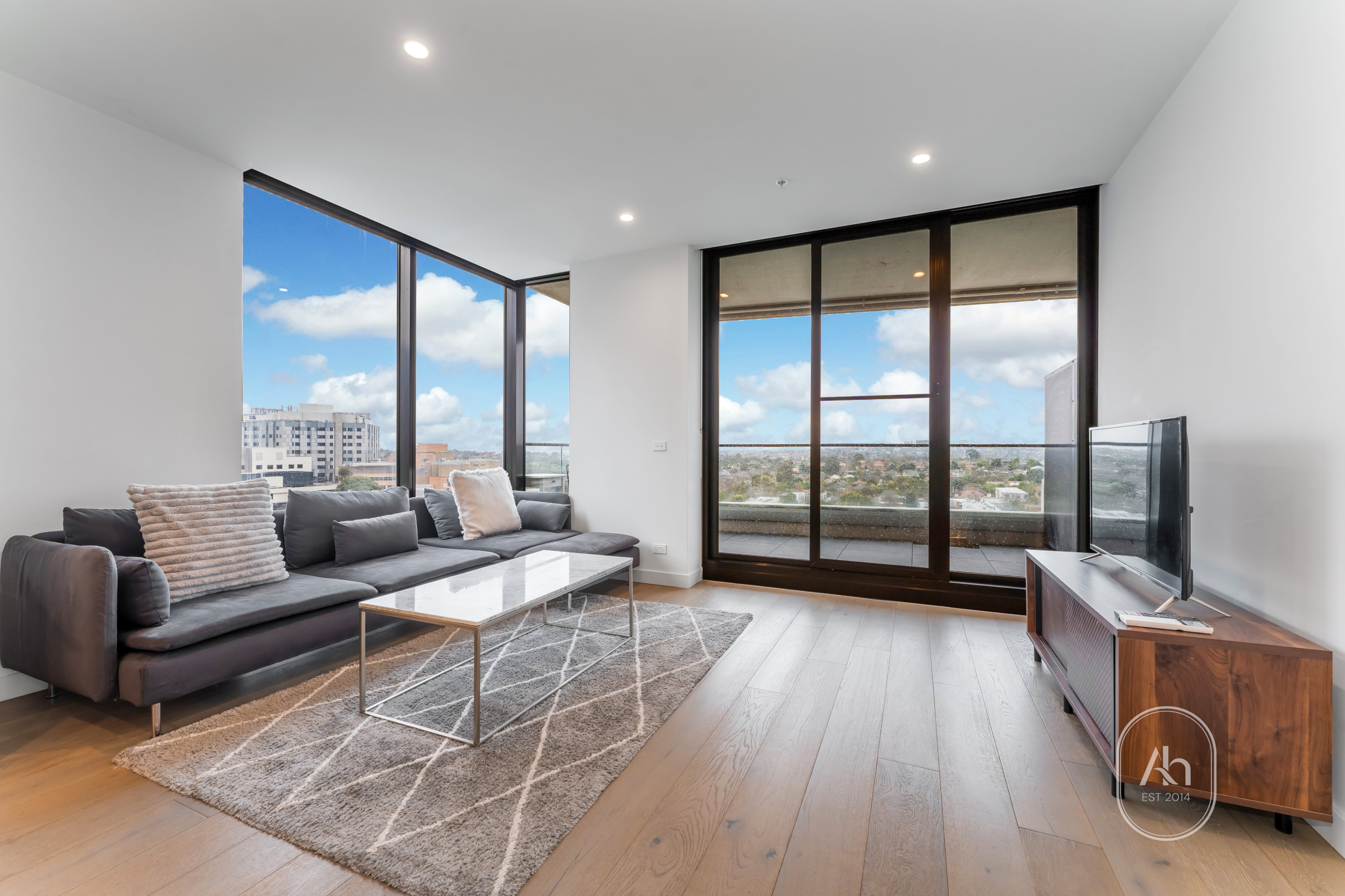 Rental properties & online application form
