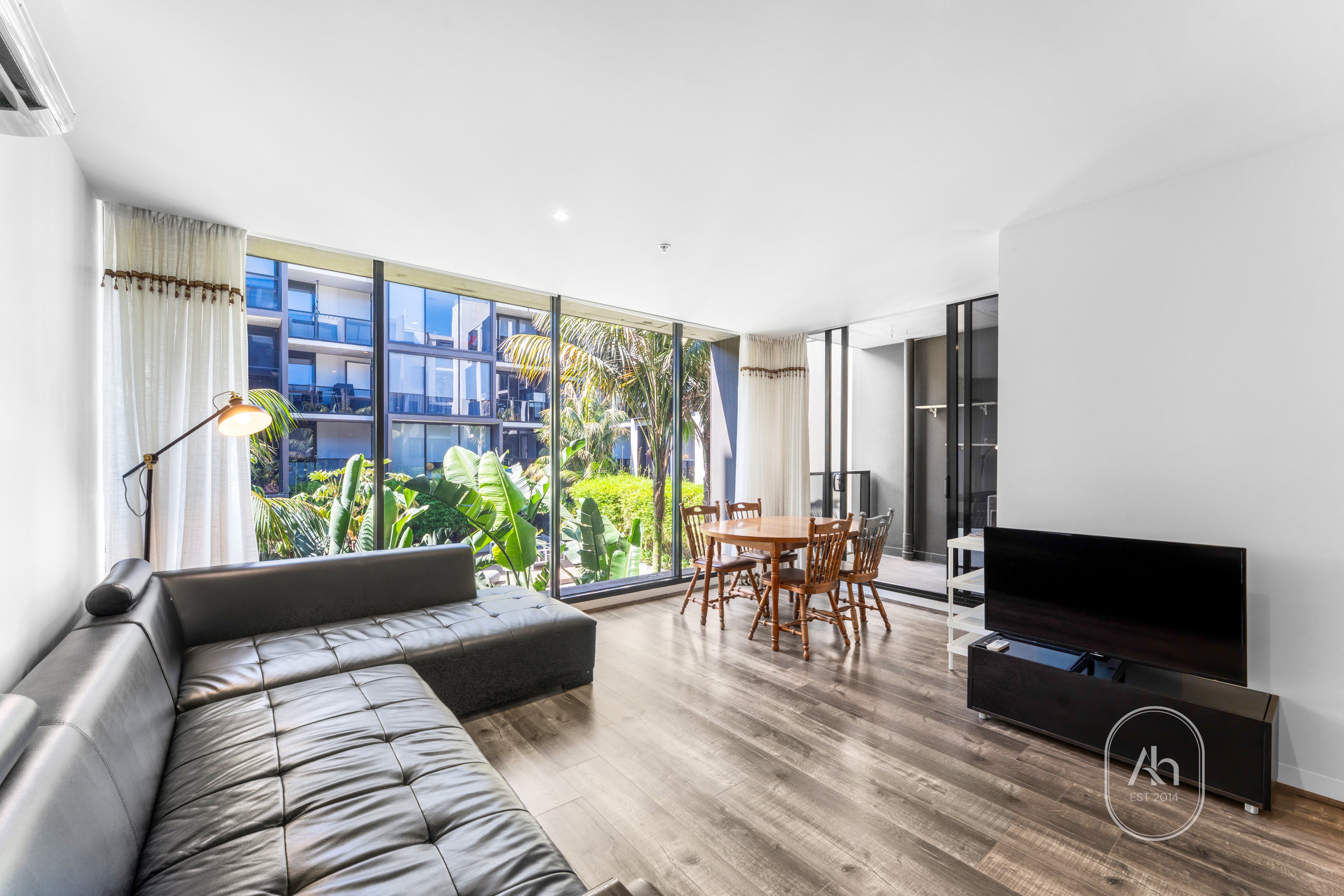 Rental properties & online application form