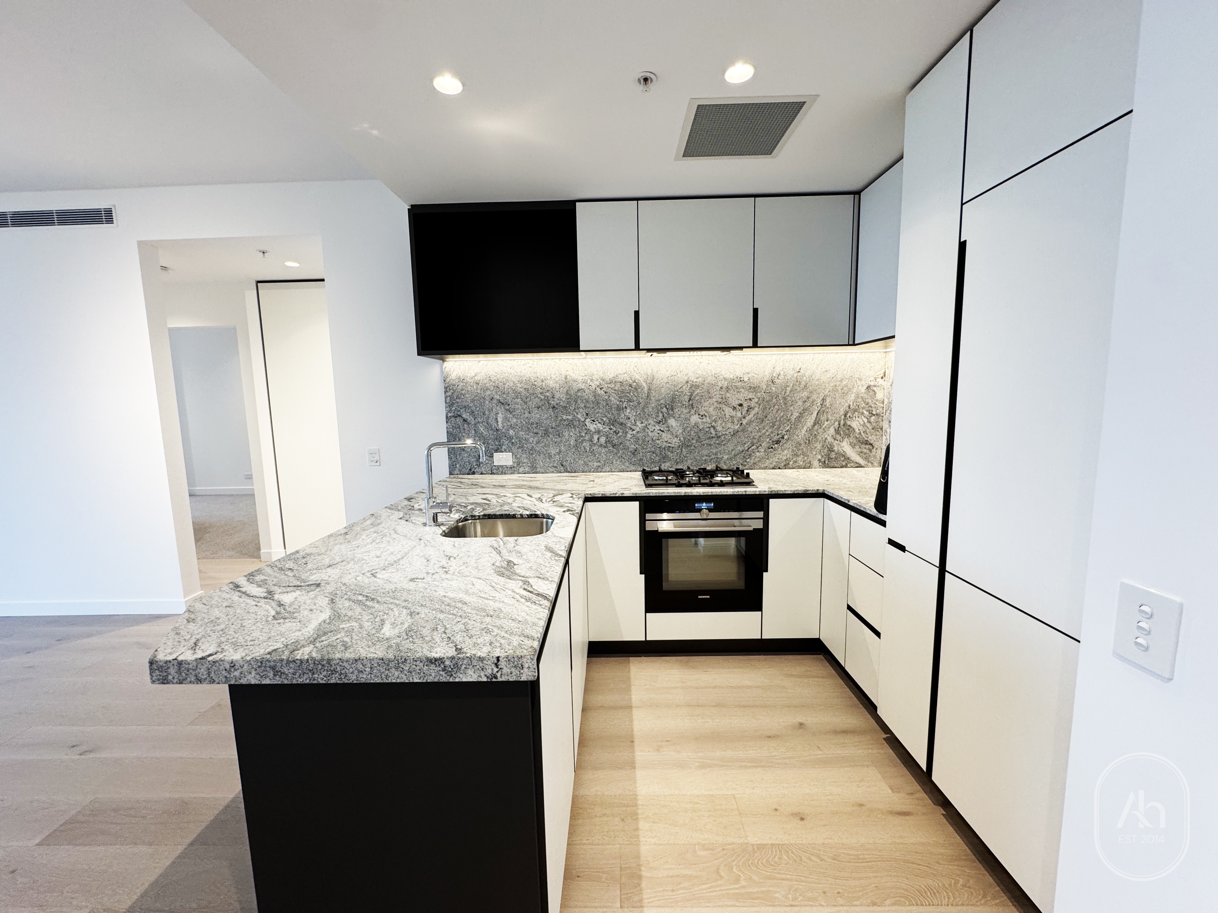 Rental properties & online application form