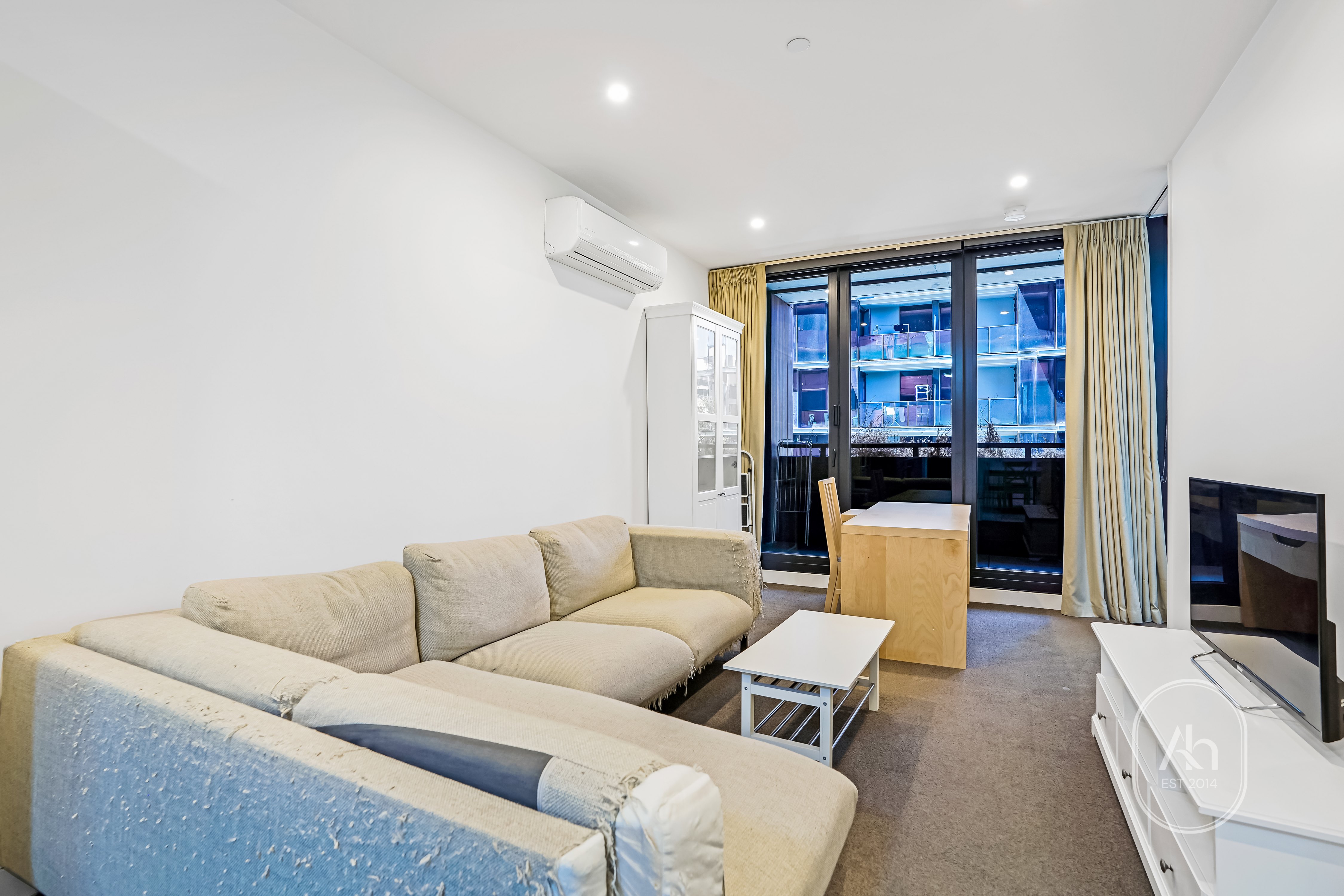 Rental properties & online application form