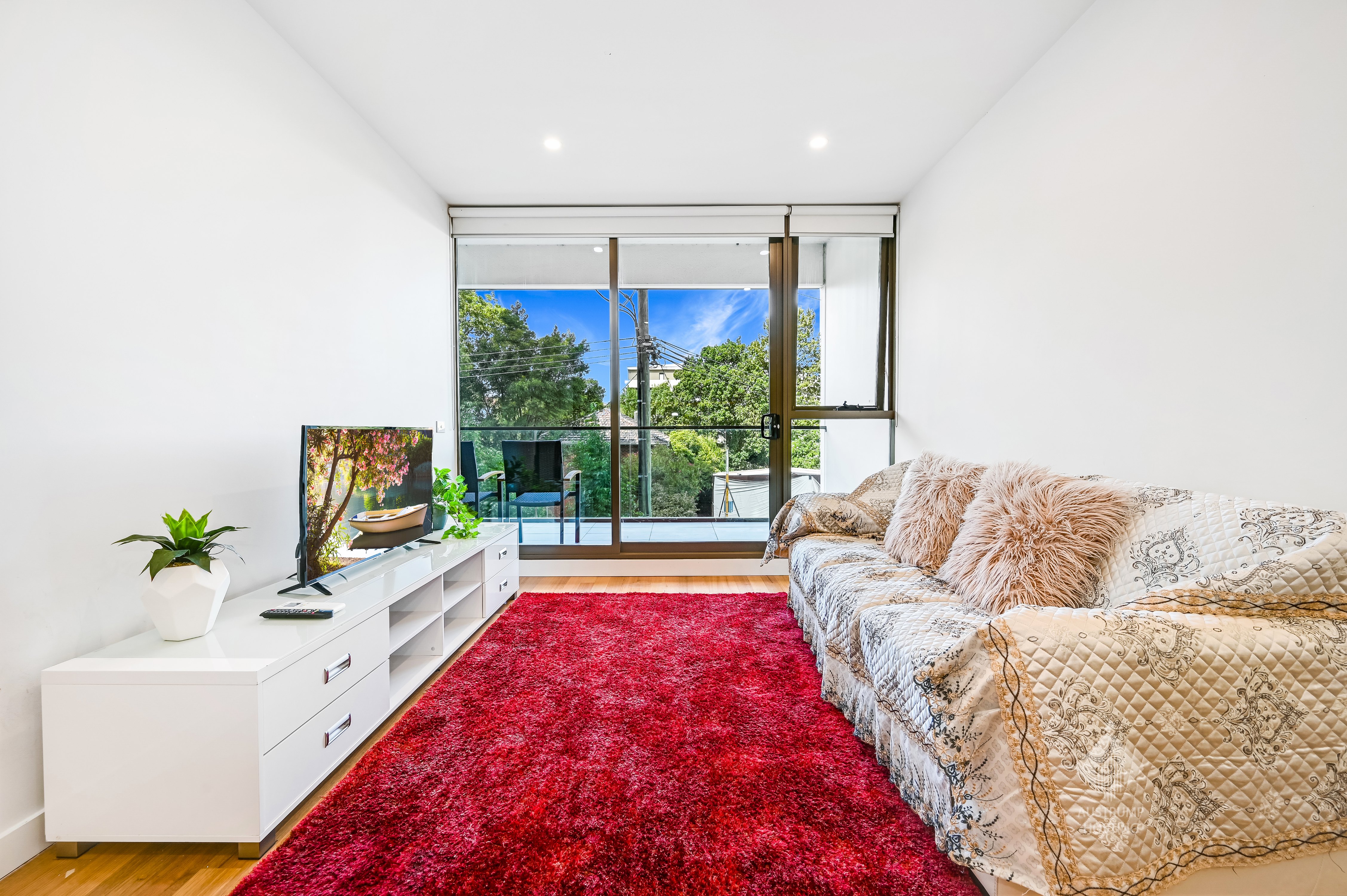 Rental properties & online application form