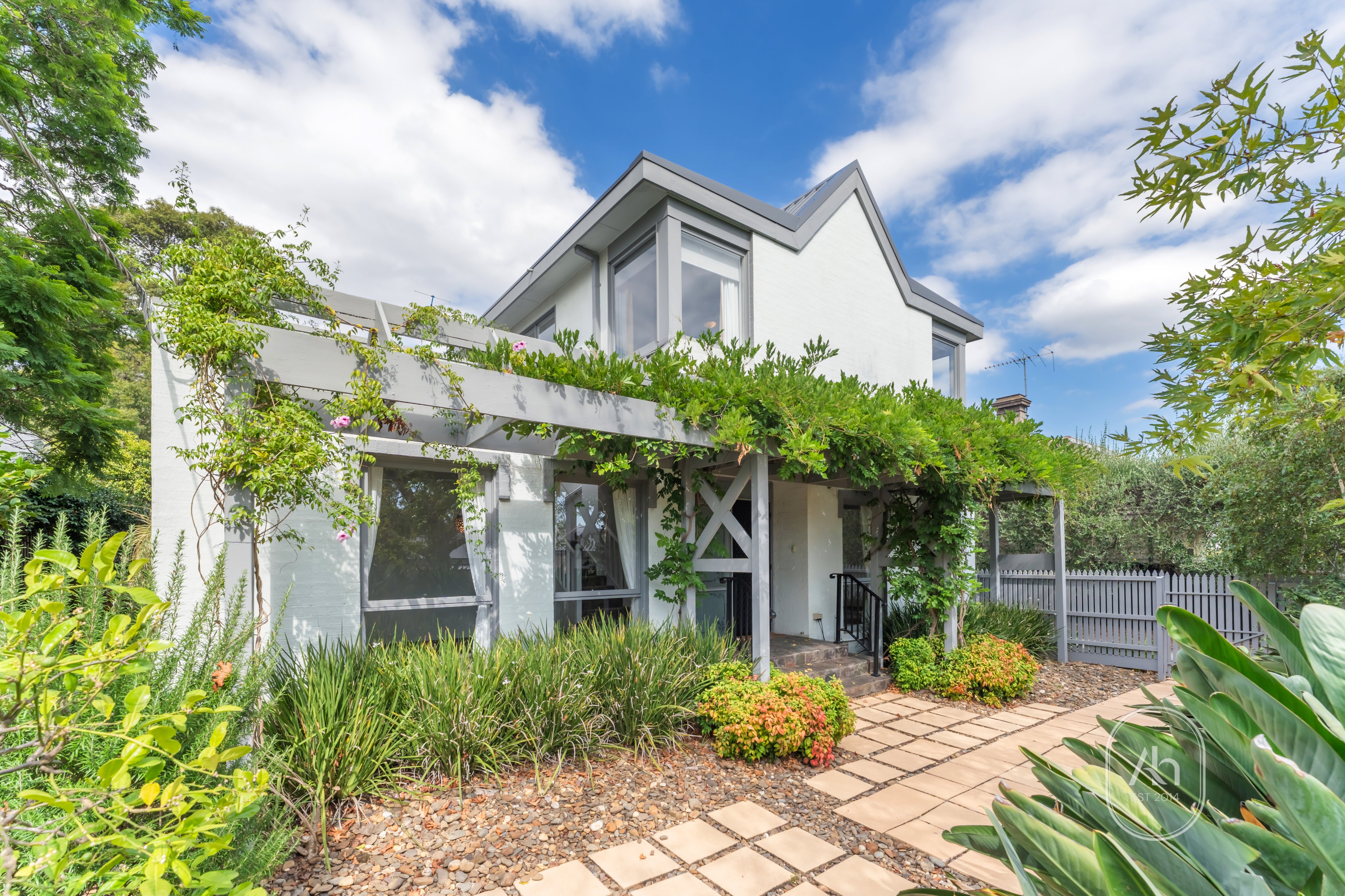Rental properties & online application form