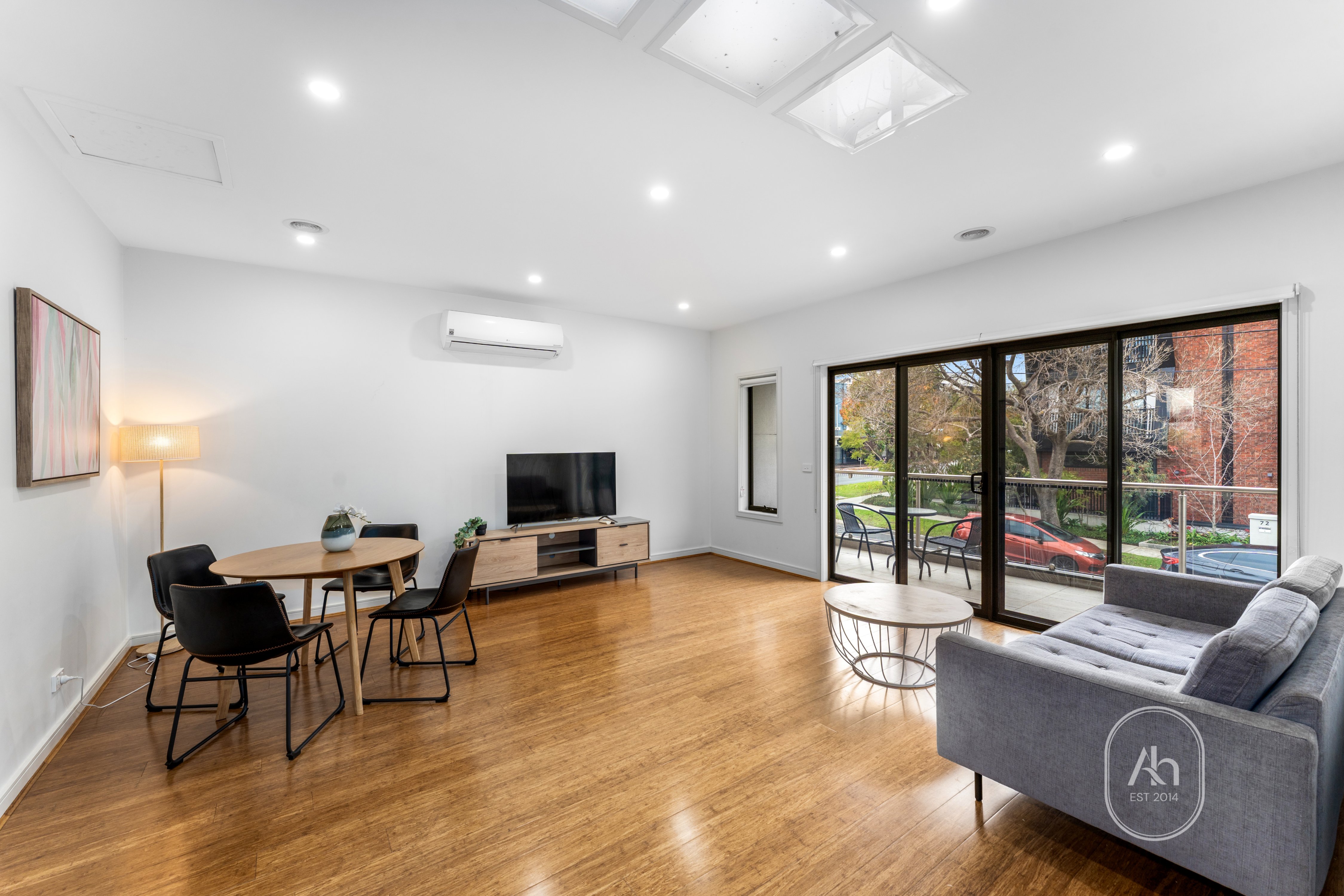 Rental properties & online application form