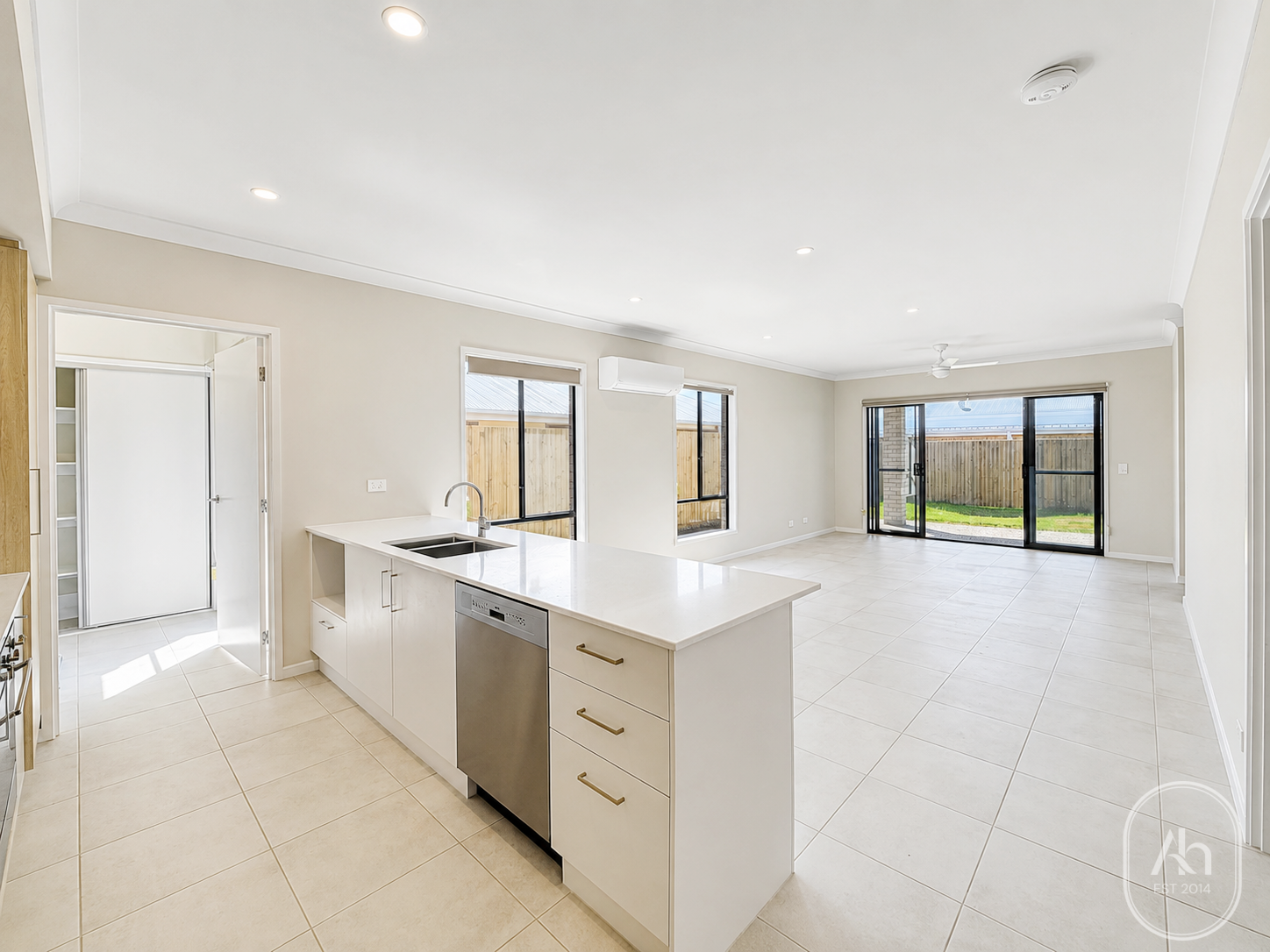 Rental properties & online application form