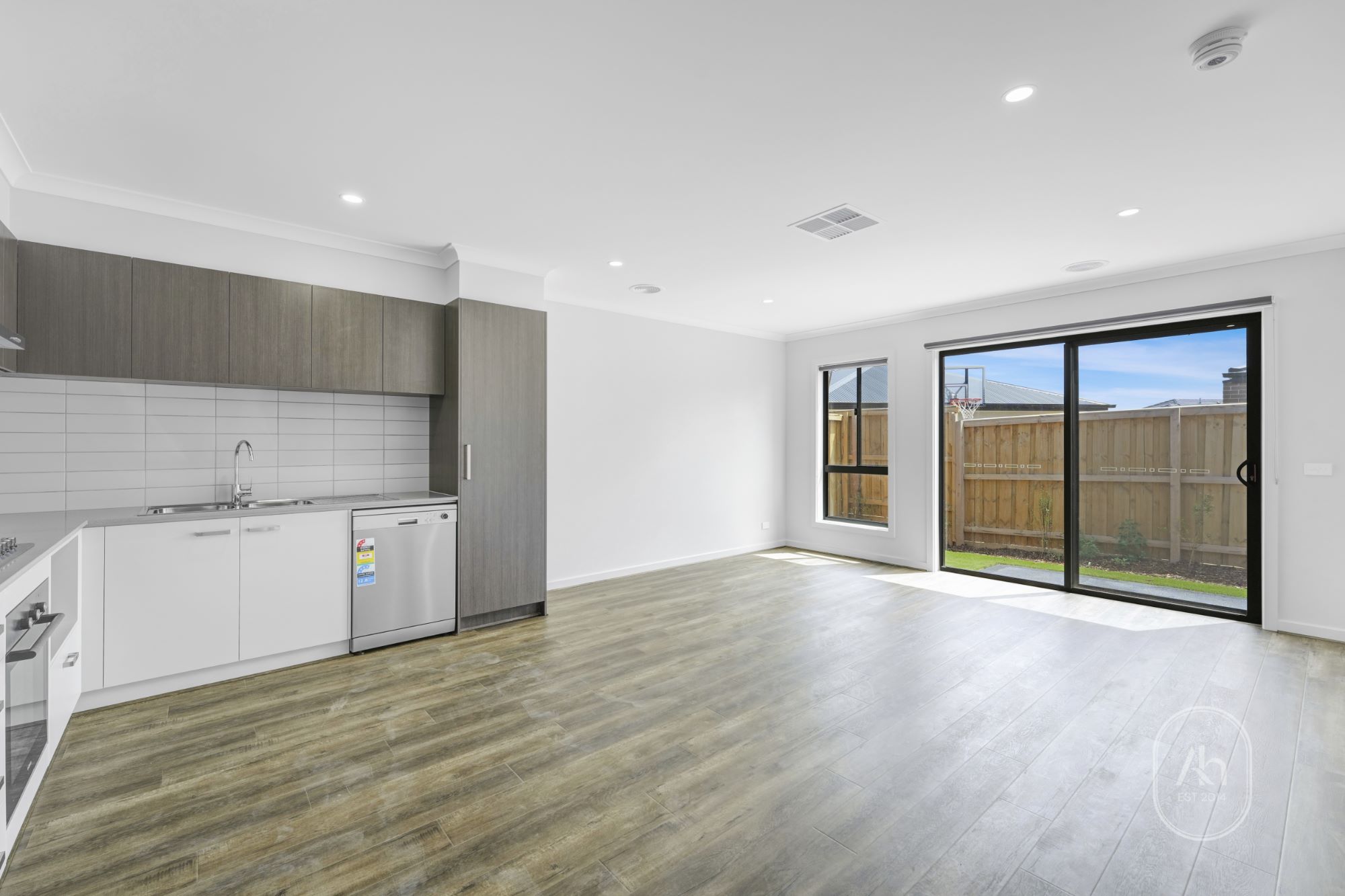 Rental properties & online application form