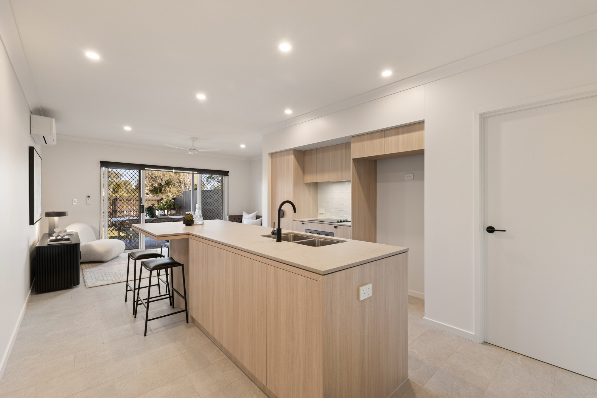 Rental properties & online application form