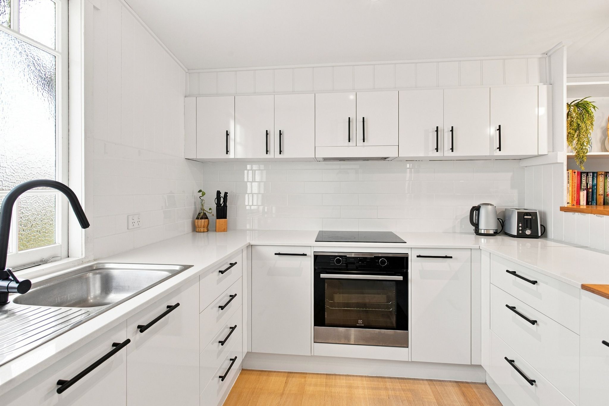 259a Junction Road, Clayfield Leased by Aurora Property - image 2