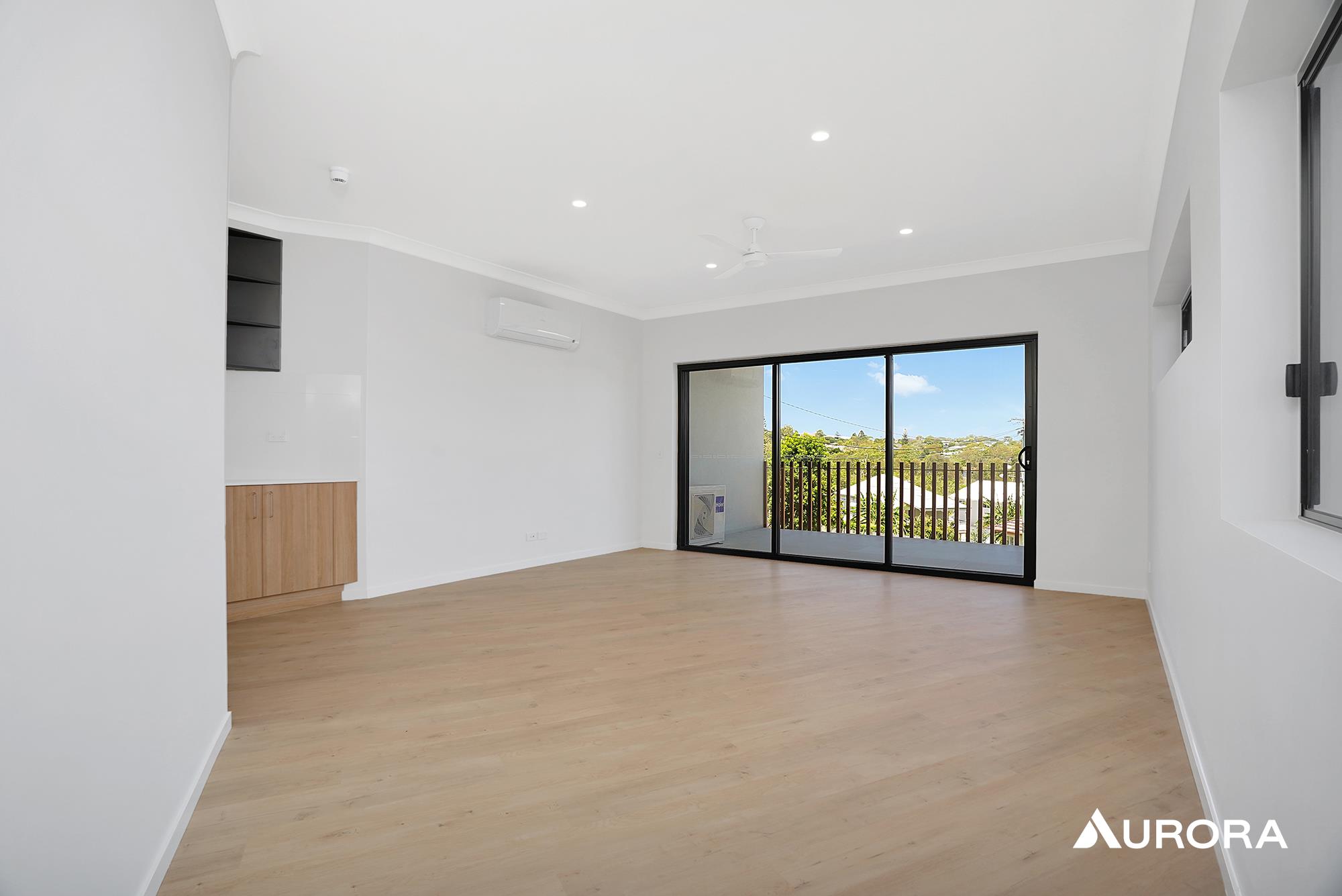 3/40 Embie Street, Holland Park West For Lease by Aurora Property - image 2