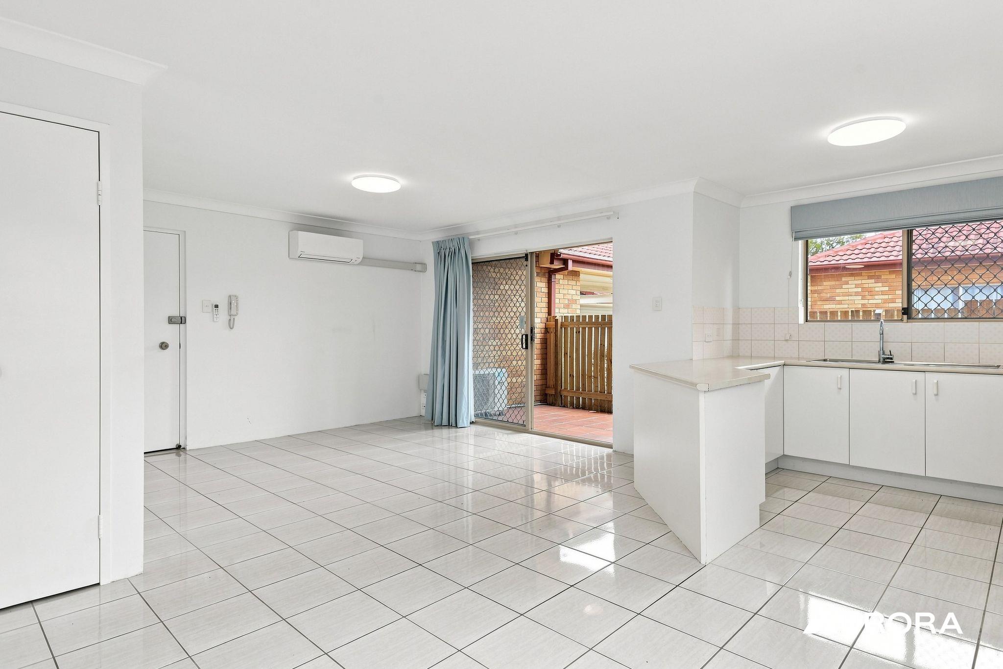 1/169 Nudgee Road, Ascot Leased by Aurora Property - image 4