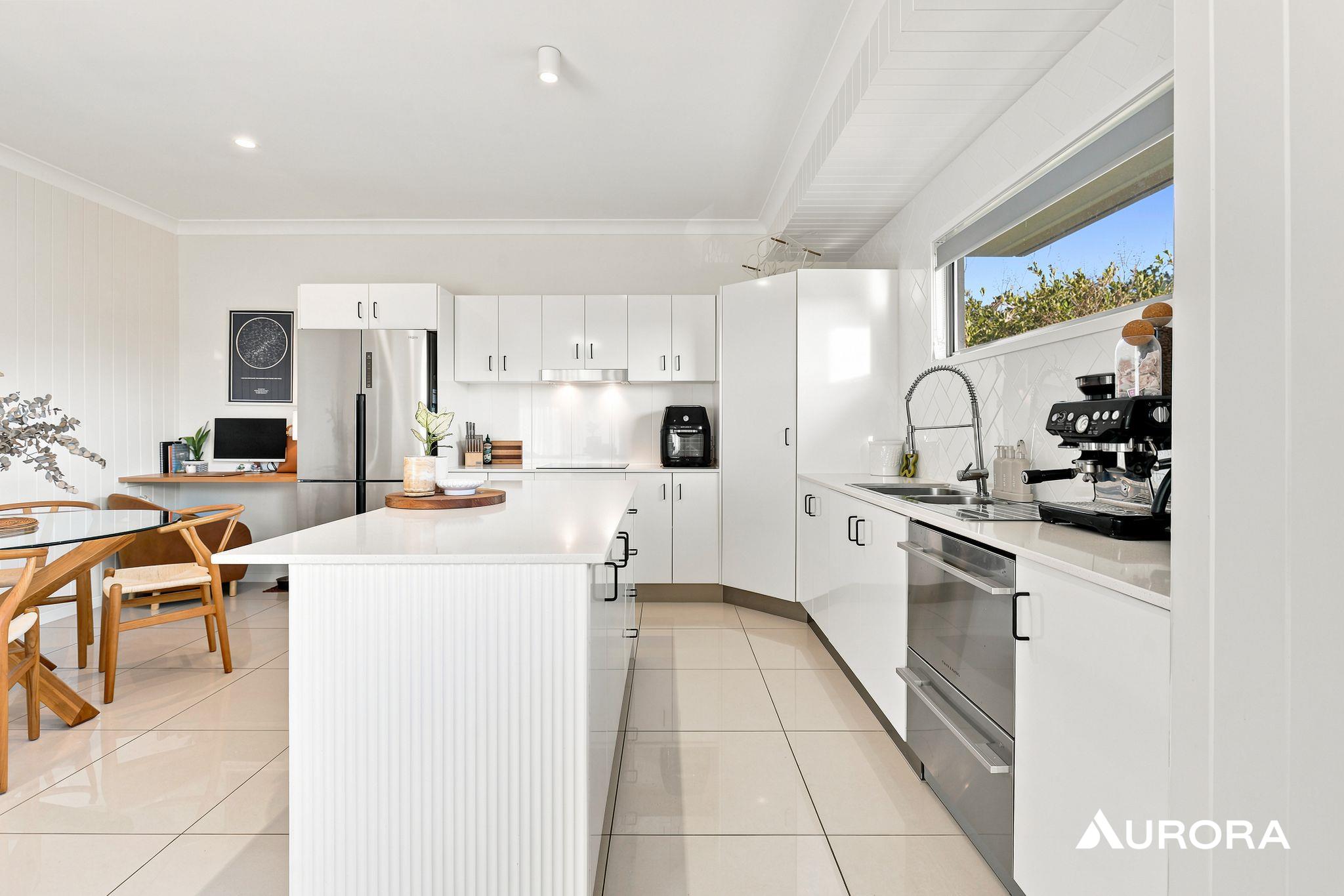 2/51 Steele Street, Holland Park For Lease by Aurora Property - image 3