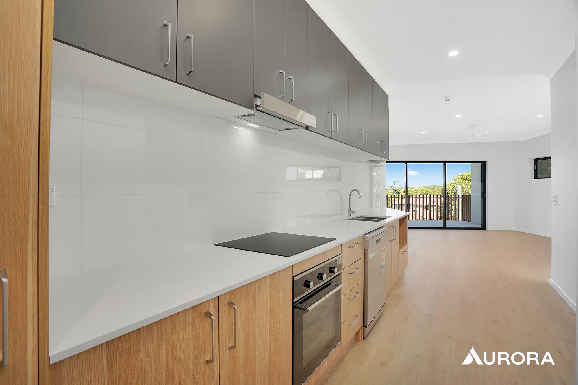 3/40 Embie Street, Holland Park West For Lease by Aurora Property - image 5