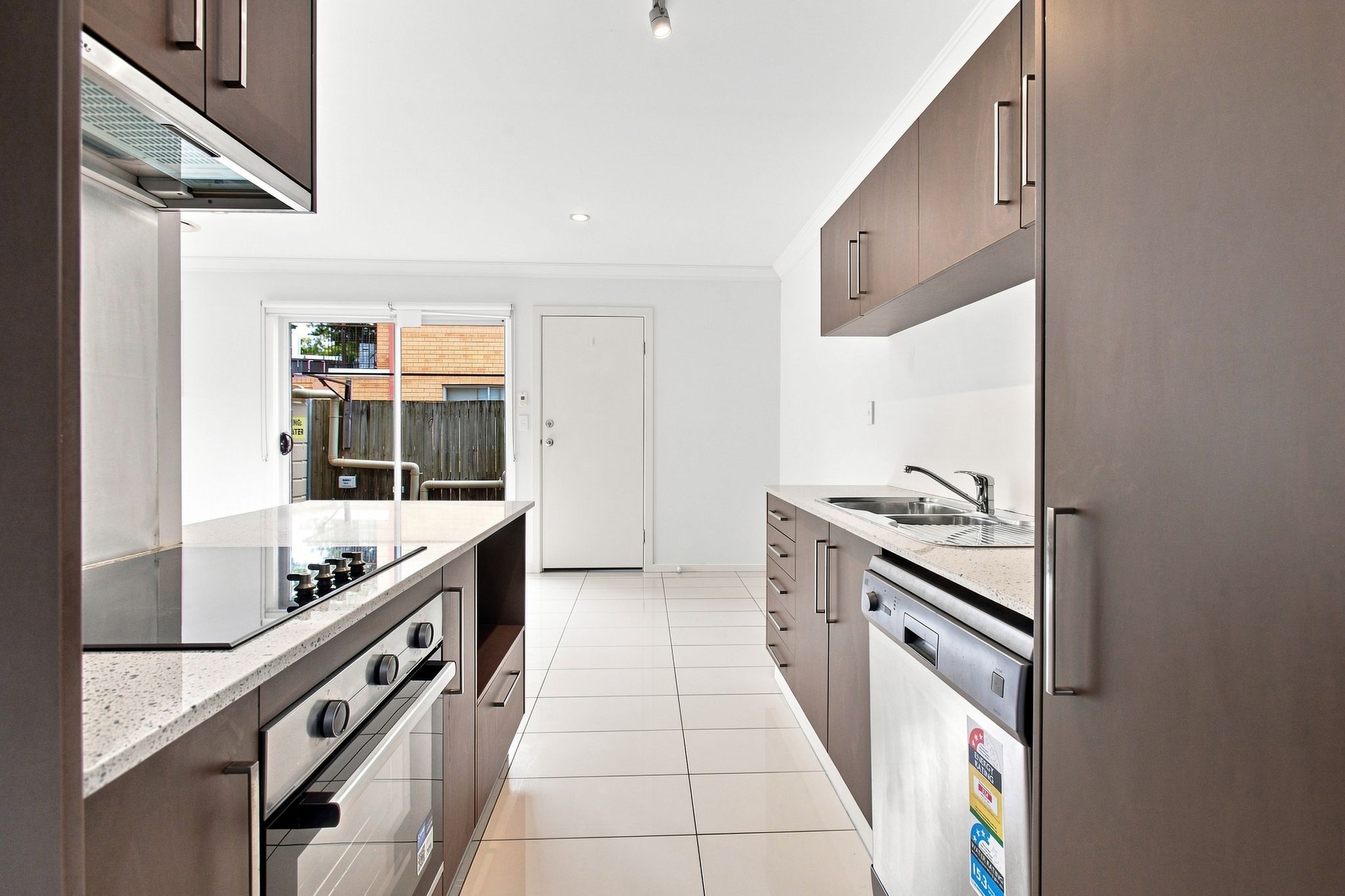 1/27 Portland Street, Annerley Leased by Aurora Property - image 5