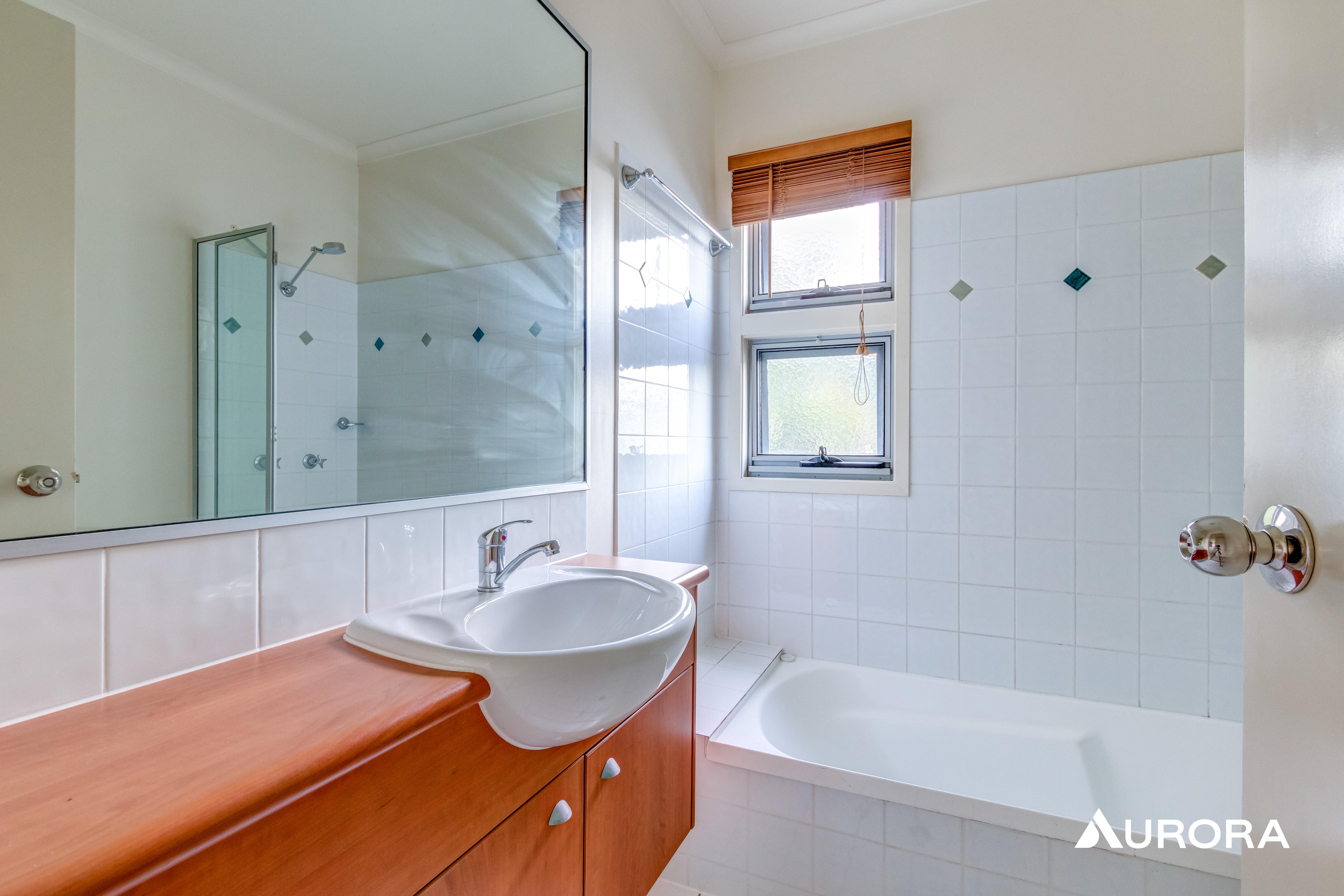 5/56 Moreton Street, Norman Park For Lease by Aurora Property - image 12